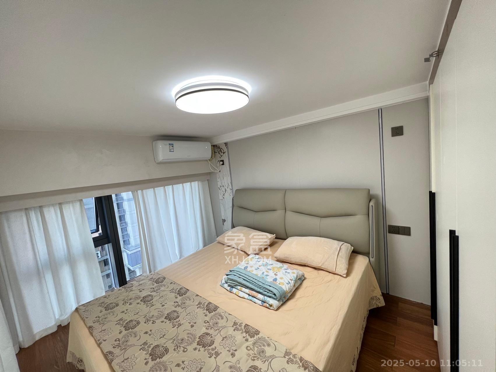 卓越中寰 2室1厅1卫 4200.0元/月 卓越中寰 2室1厅1卫 4200.0元/月室内图