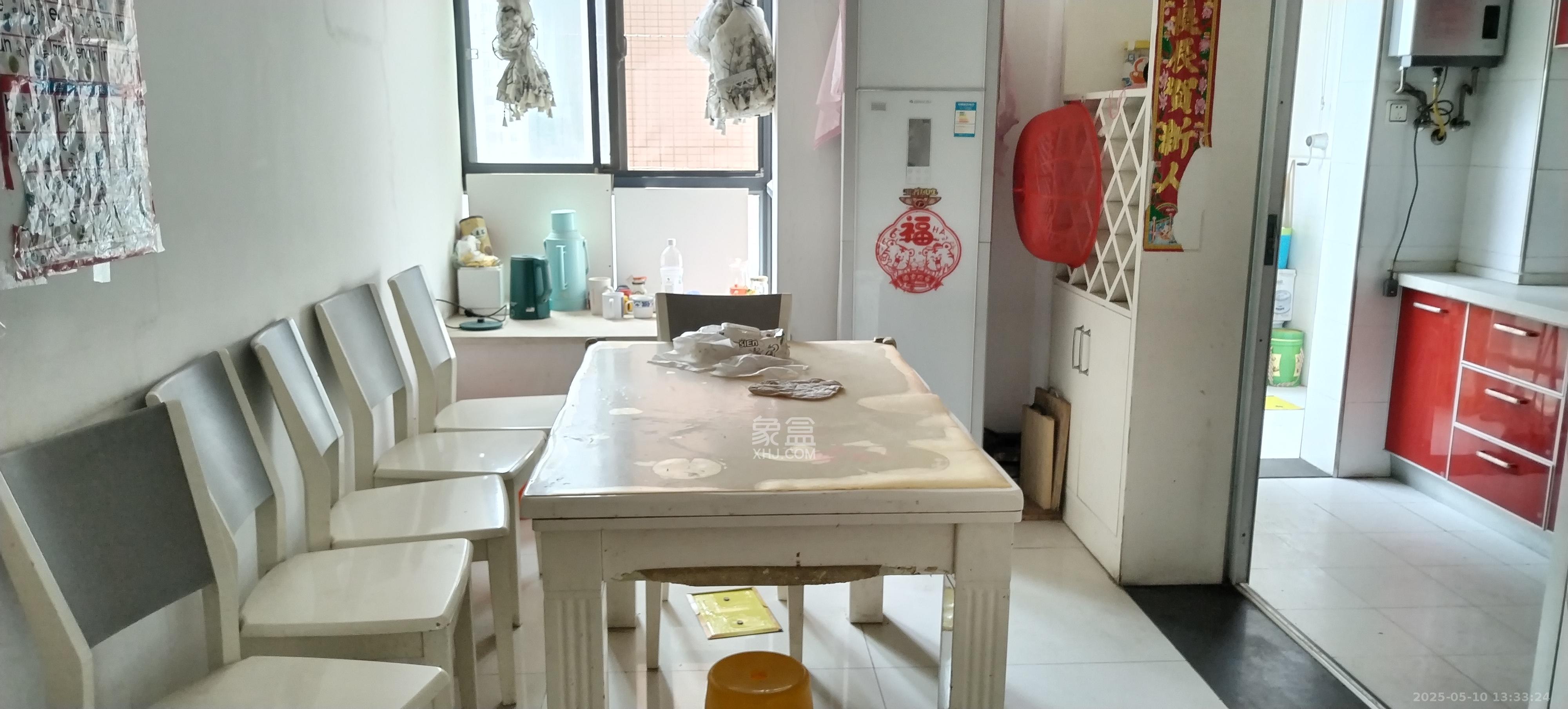 瑞都华庭(华庭美苑)  3室2厅1卫    2500.0元/月 瑞都华庭(华庭美苑)  3室2厅1卫    2500.0元/月室内图