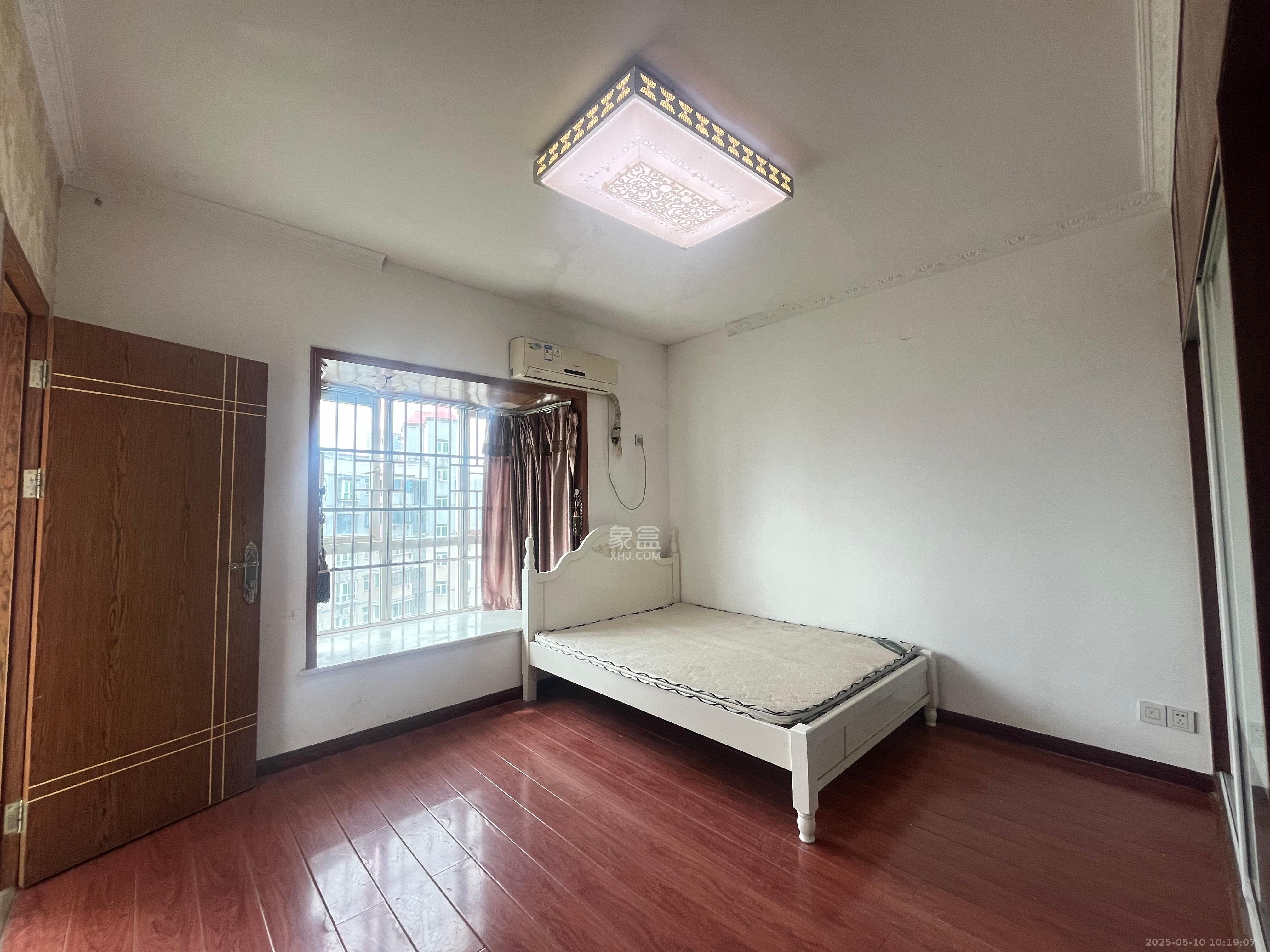 格林星城 4室2厅2卫 3000.0元/月 格林星城 4室2厅2卫 3000.0元/月室内图