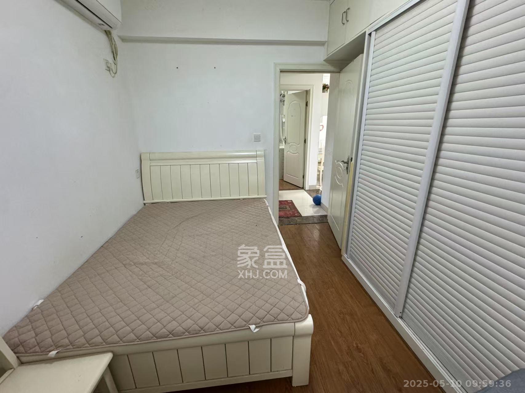 中南红领邦(红星嘉和苑)  2室2厅1卫    2200.0元/月 中南红领邦(红星嘉和苑)  2室2厅1卫    2200.0元/月室内图