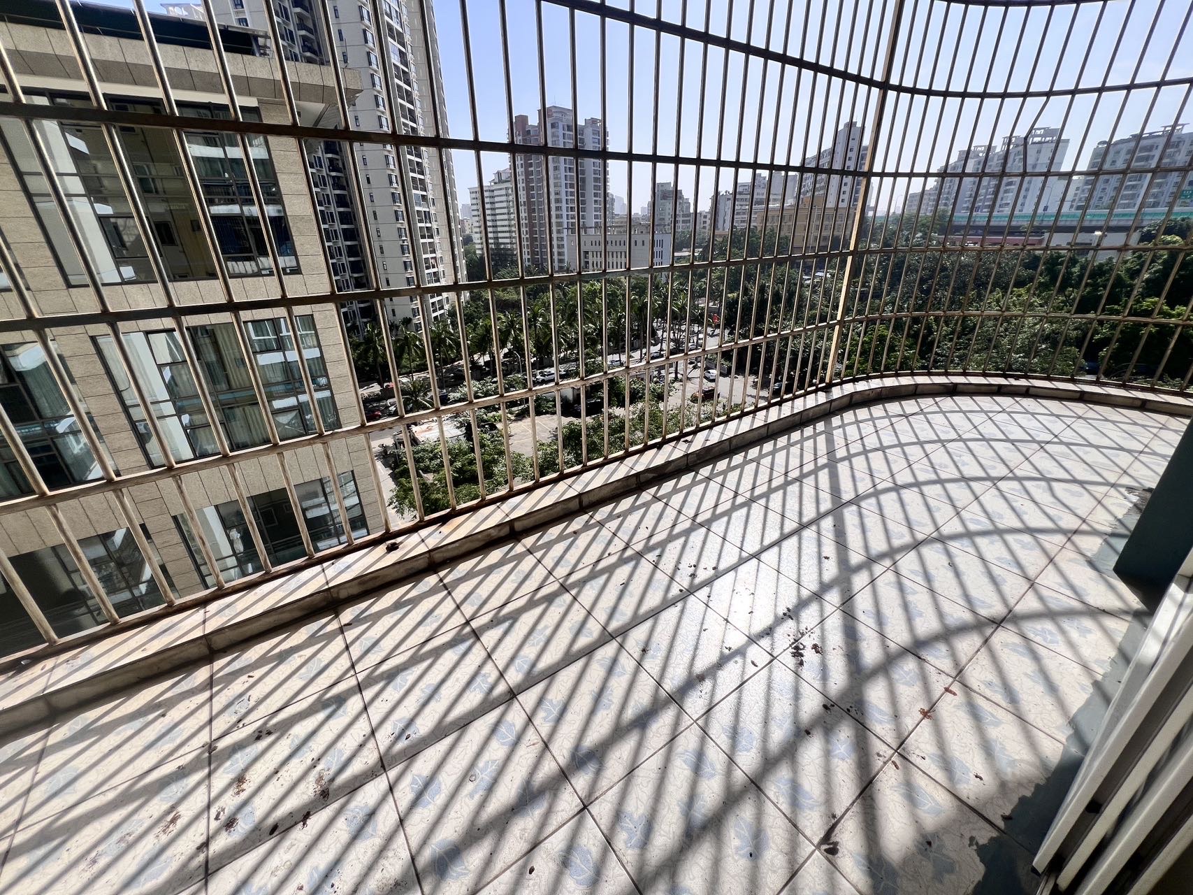 中城广场 3室2厅2卫 155.0万 中城广场 3室2厅2卫 155.0万客厅