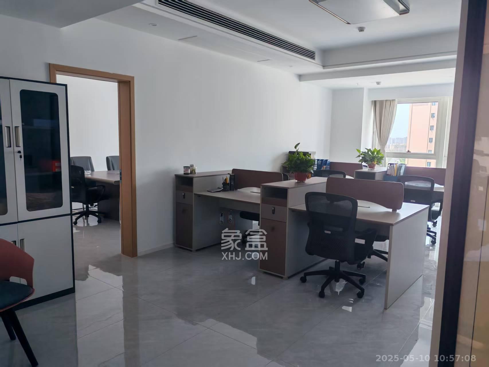 中建嘉和城  2室1厅1卫    5000.0元/月 中建嘉和城  2室1厅1卫    5000.0元/月室内图