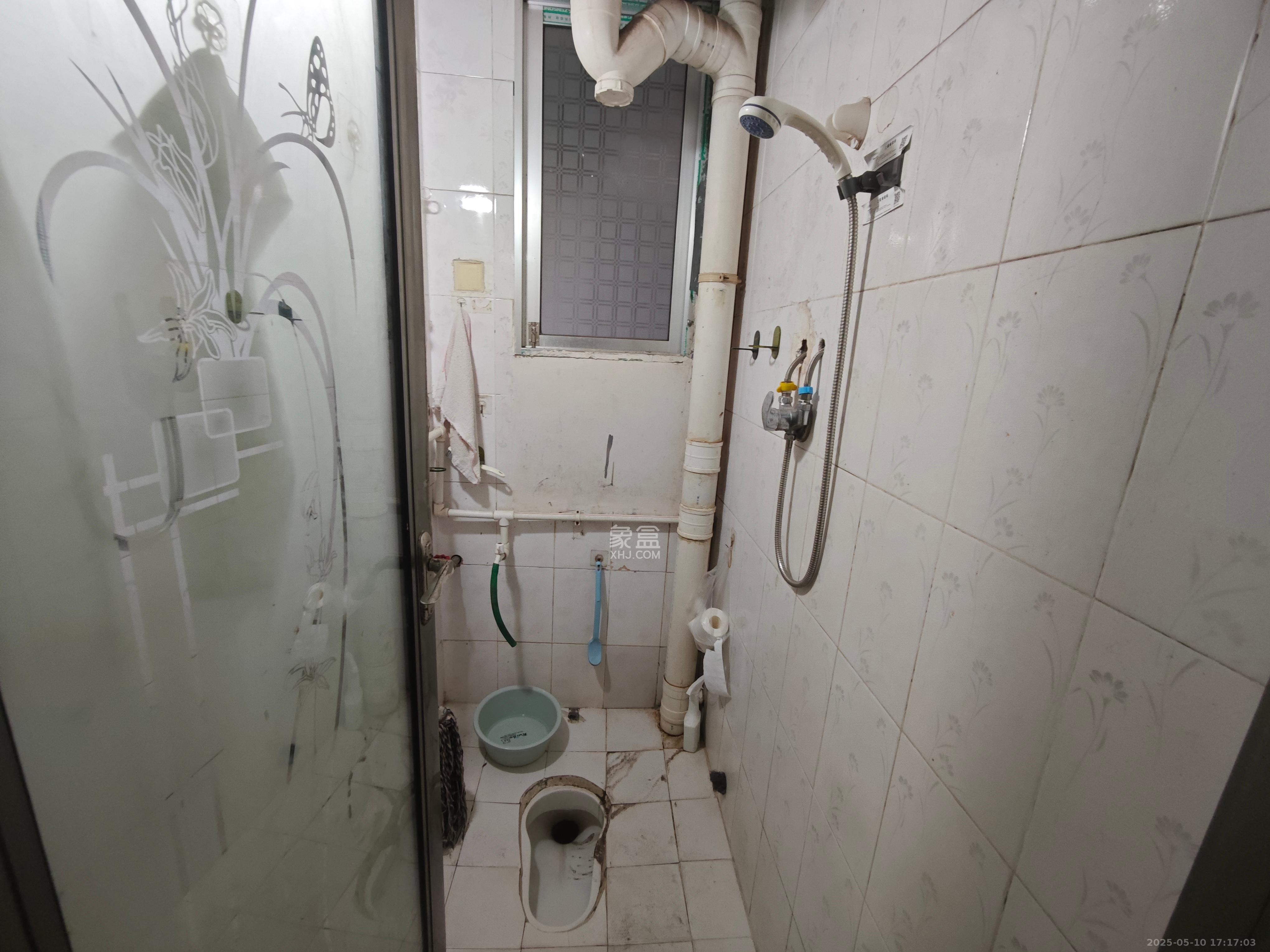 蒋家垅社区  2室1厅1卫   1200.00元/月室内图