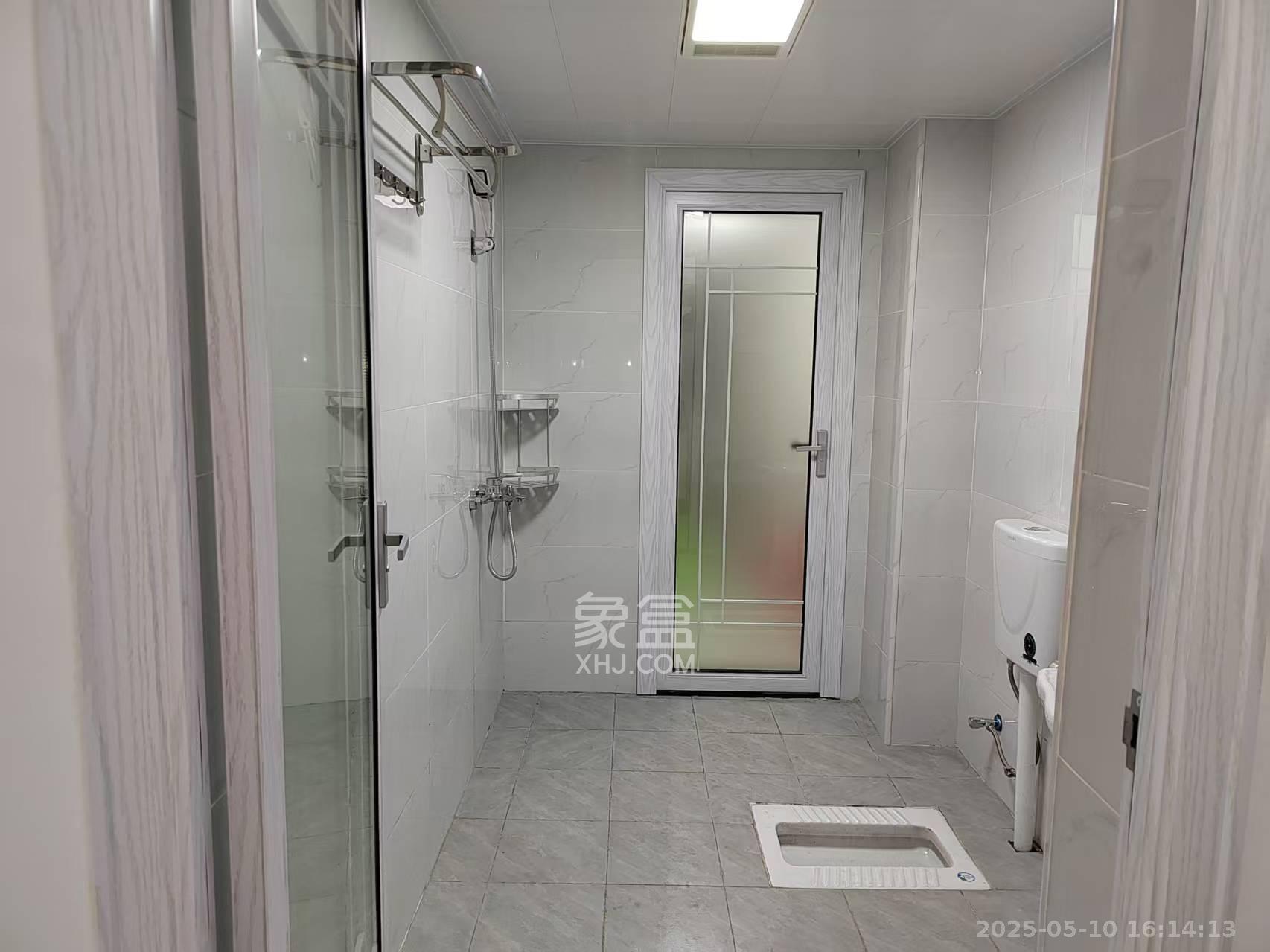 玛丽的花园(金色阳光家园) 3室2厅2卫 1900.0元/月 玛丽的花园(金色阳光家园) 3室2厅2卫 1900.0元/月室内图