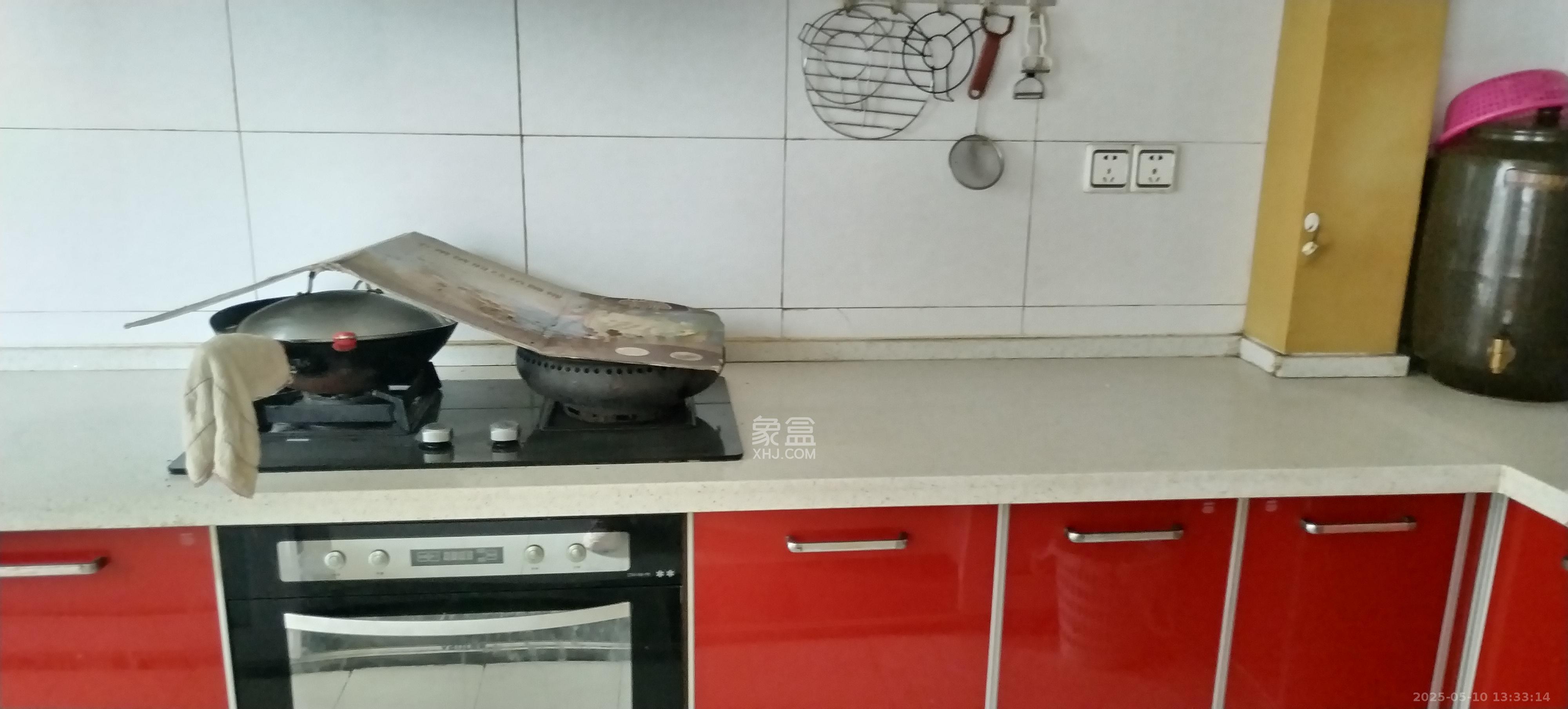 瑞都华庭(华庭美苑)  3室2厅1卫    2500.0元/月 瑞都华庭(华庭美苑)  3室2厅1卫    2500.0元/月室内图