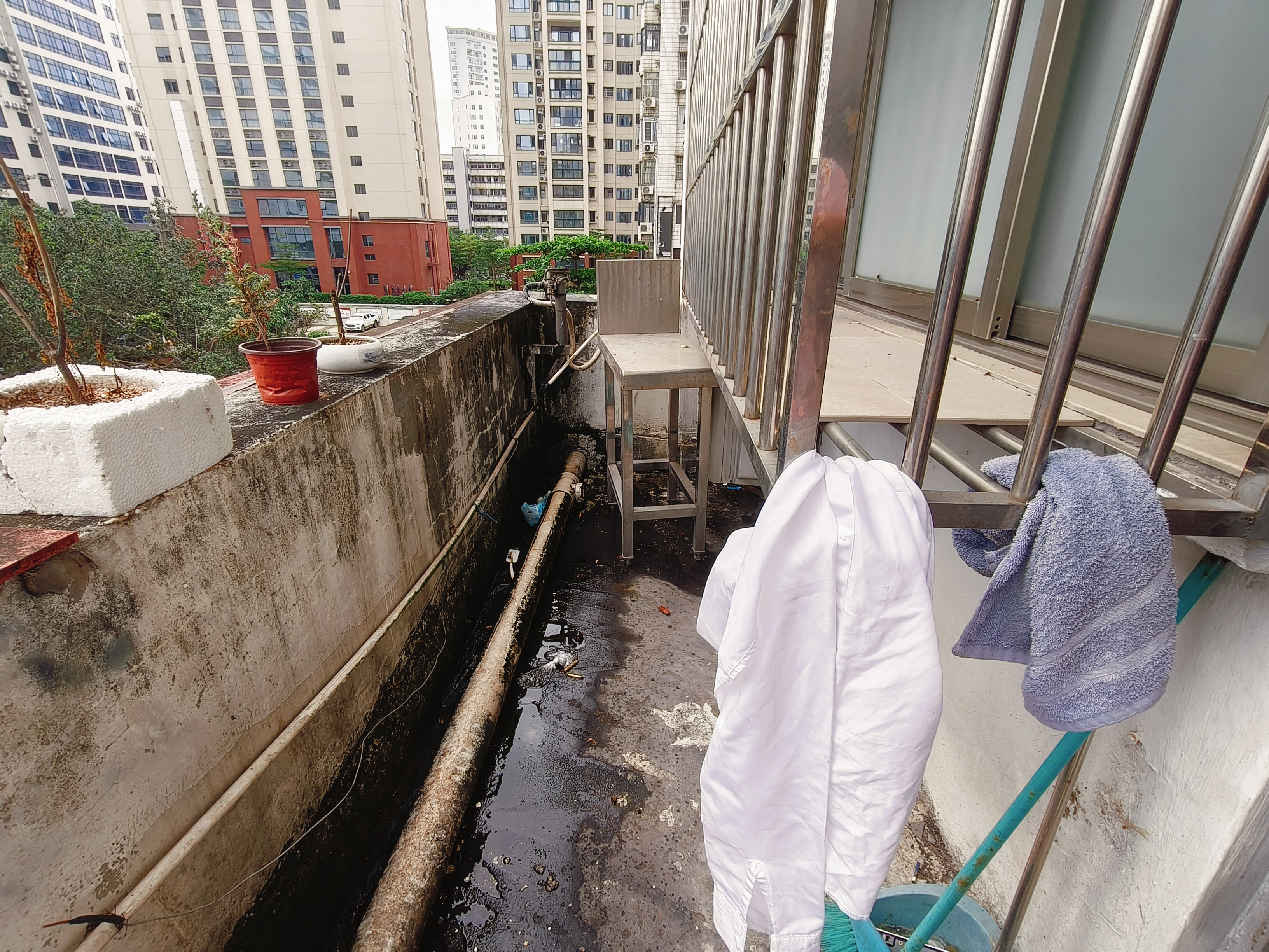 海南国际贸易商务大厦 1室0厅0卫 55.0万 海南国际贸易商务大厦 1室0厅0卫 55.0万客厅