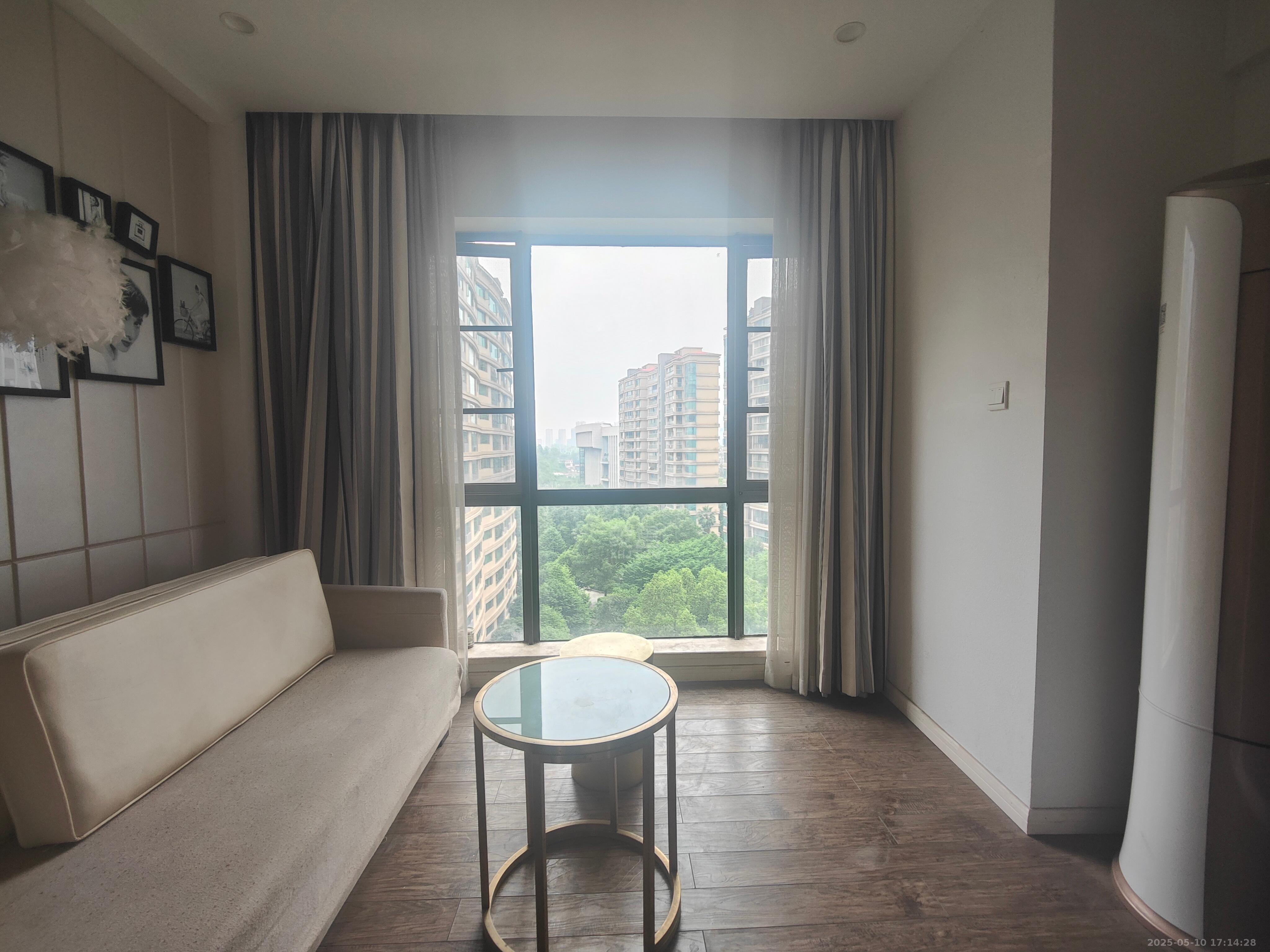 庐山春天 2室1厅1卫 2600.0元/月 庐山春天 2室1厅1卫 2600.0元/月室内图