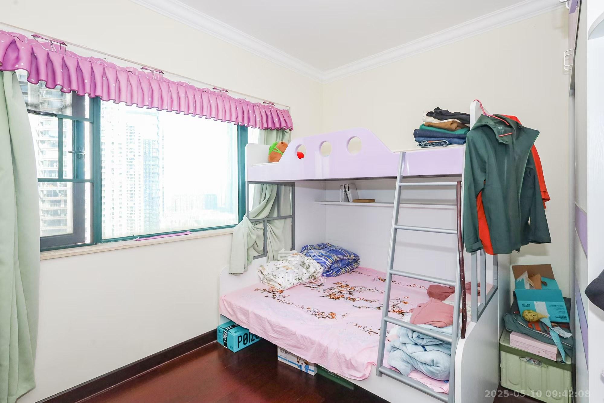 恒大御景湾 3室2厅2卫 3500.0元/月 恒大御景湾 3室2厅2卫 3500.0元/月室内图