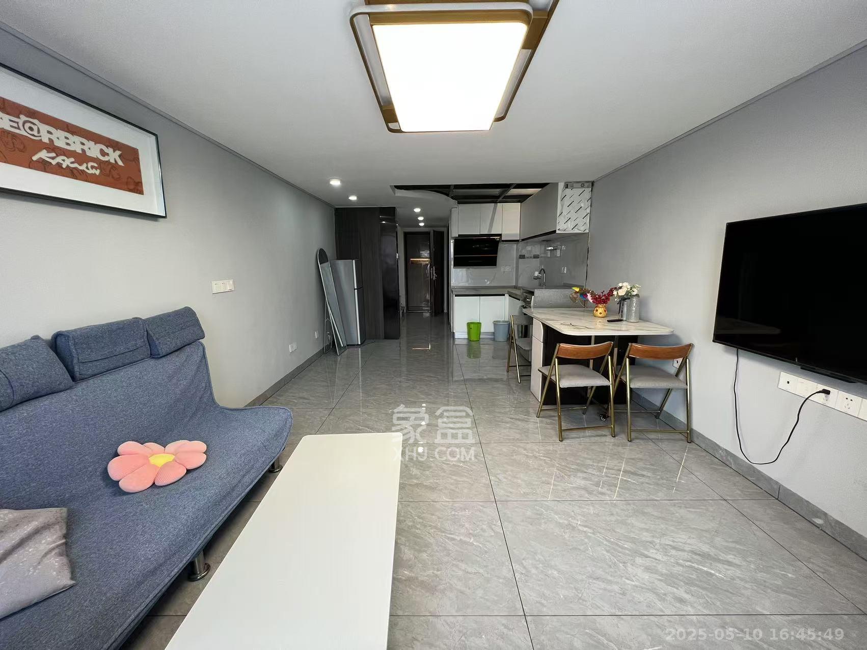 龙湖新壹城 1室1厅1卫 2500.0元/月 龙湖新壹城 1室1厅1卫 2500.0元/月室内图