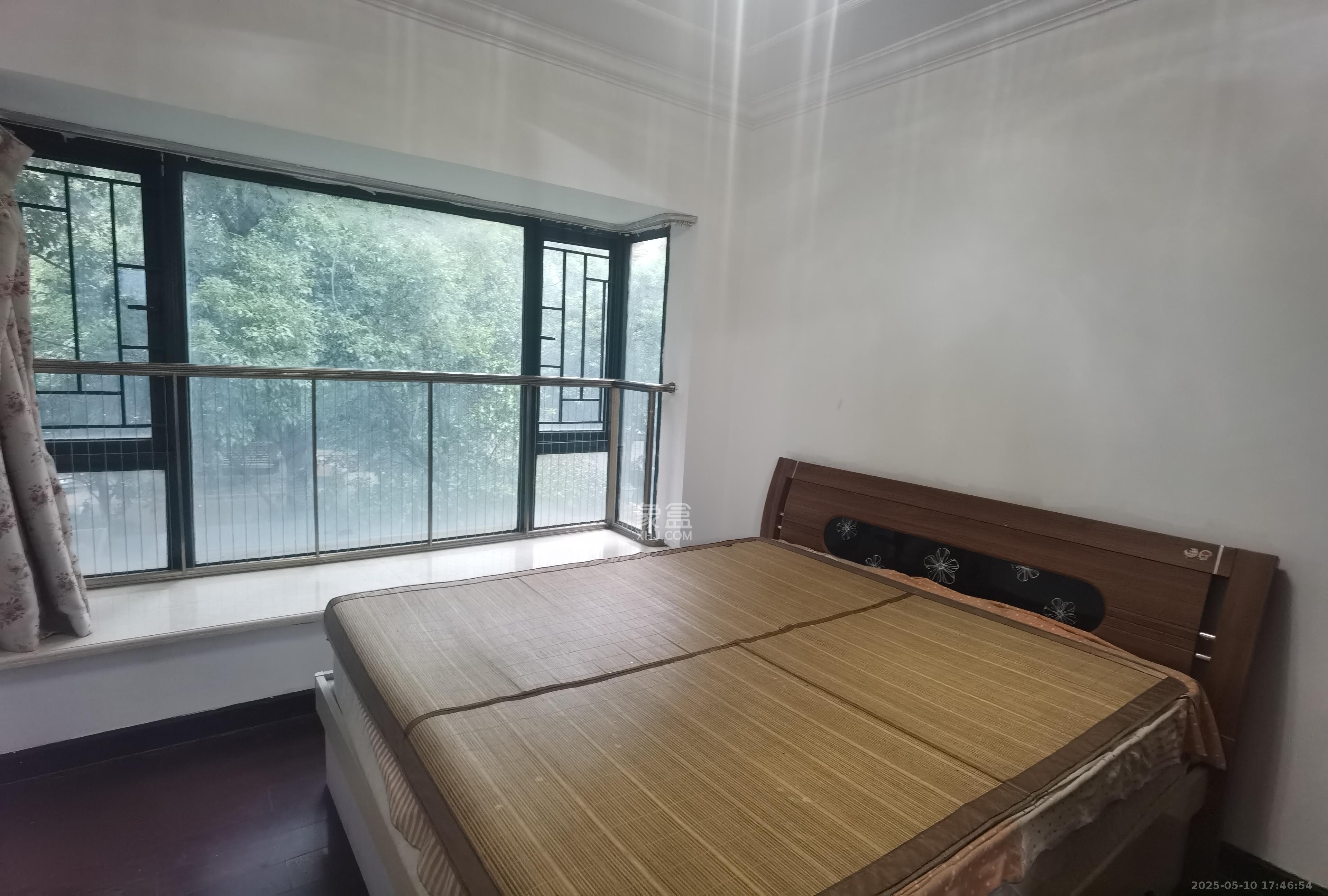 恒大华府  2室2厅1卫    2200.0元/月室内图