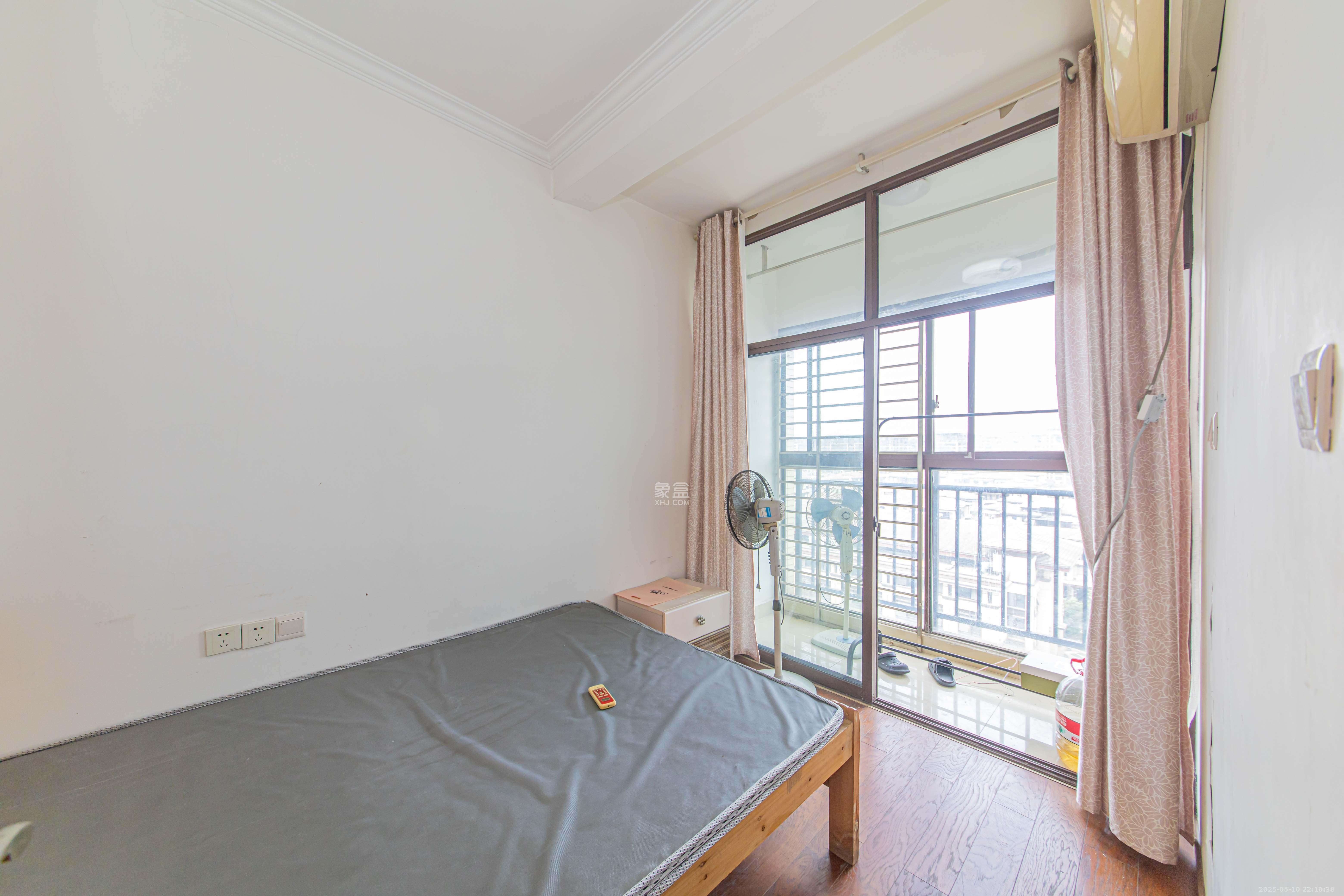 金房奥斯卡 3室2厅1卫 78.8万 金房奥斯卡 3室2厅1卫 78.8万卧室