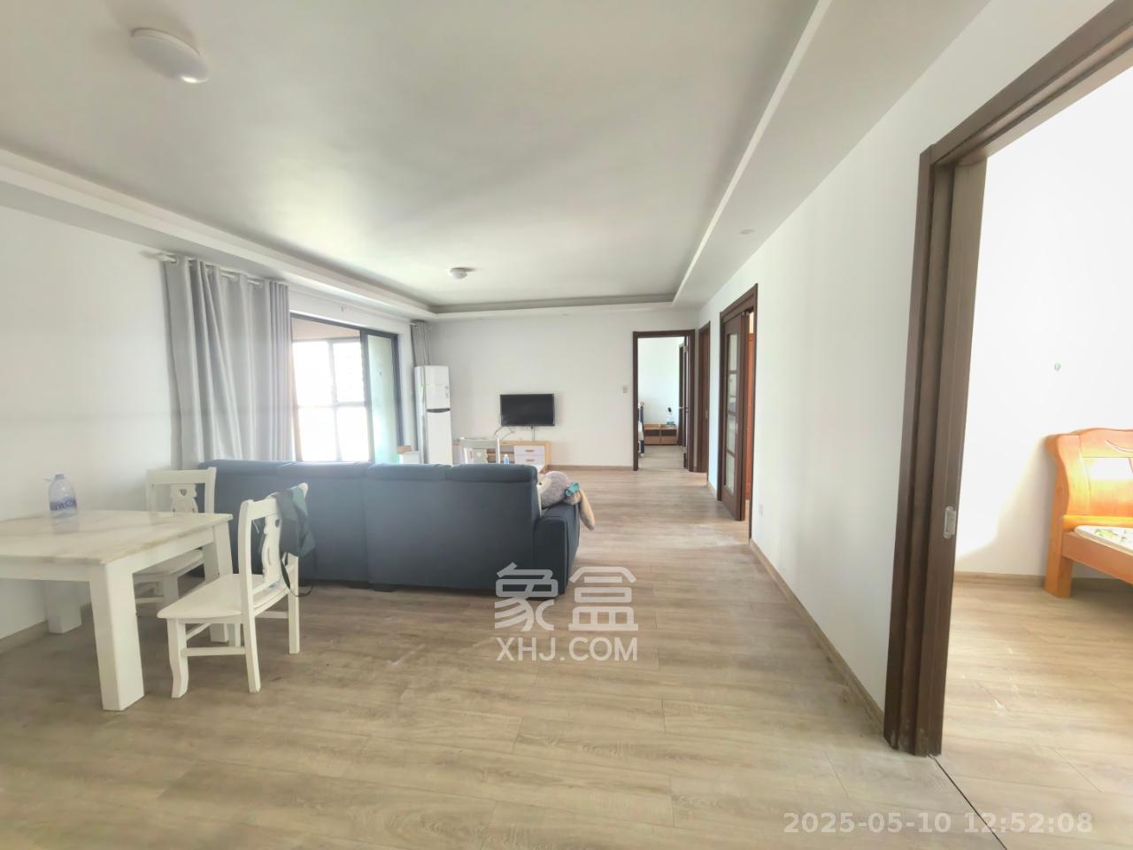 汇金城/嘉华城(二期、三期)  4室2厅2卫    3200.0元/月 汇金城/嘉华城(二期、三期)  4室2厅2卫    3200.0元/月