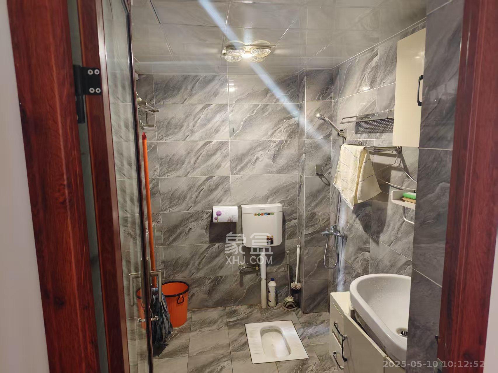 天凯东苑 2室1厅1卫 1700.0元/月 天凯东苑 2室1厅1卫 1700.0元/月室内图