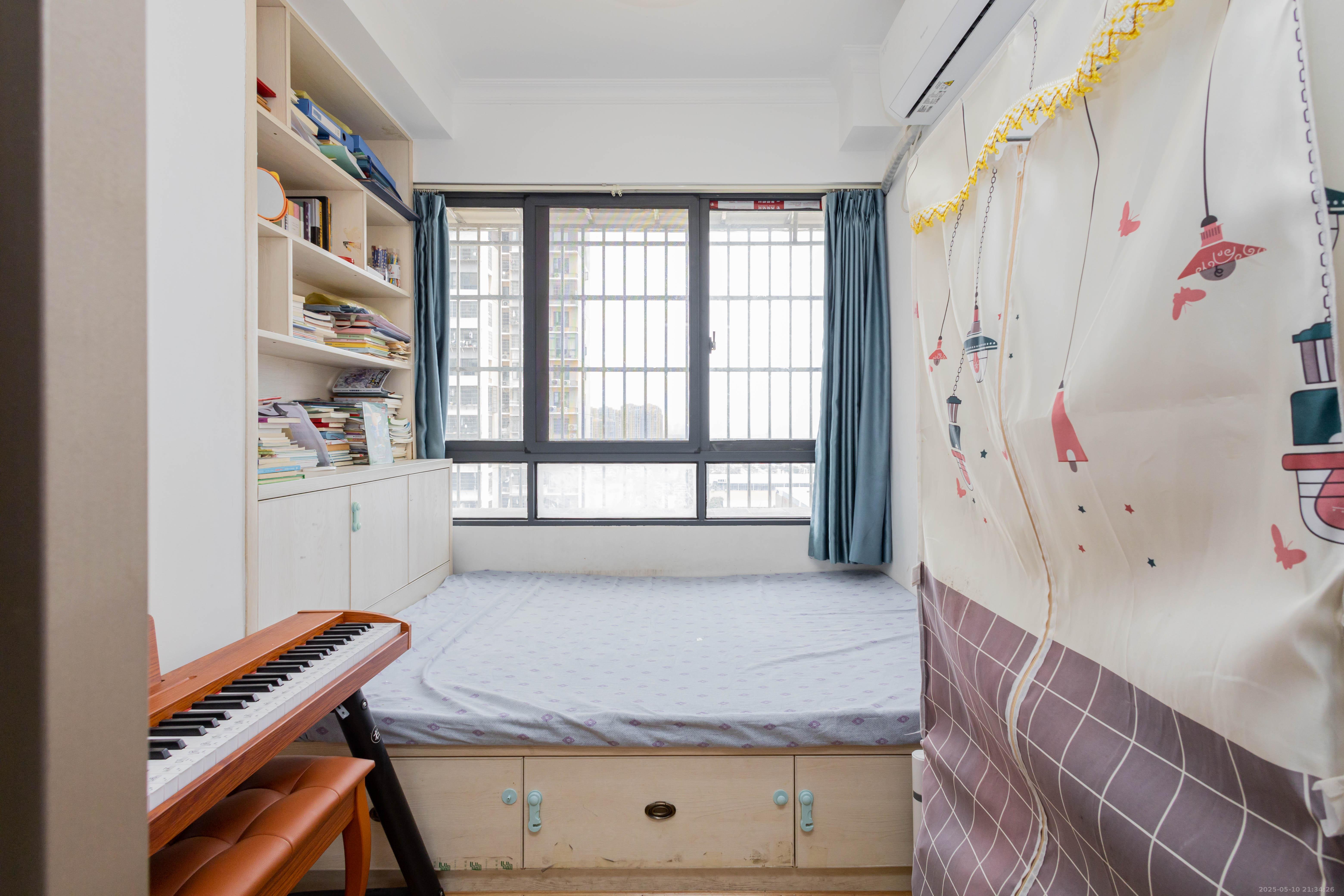 中国铁建国际城二期 3室2厅1卫 58.8万 中国铁建国际城二期 3室2厅1卫 58.8万卧室