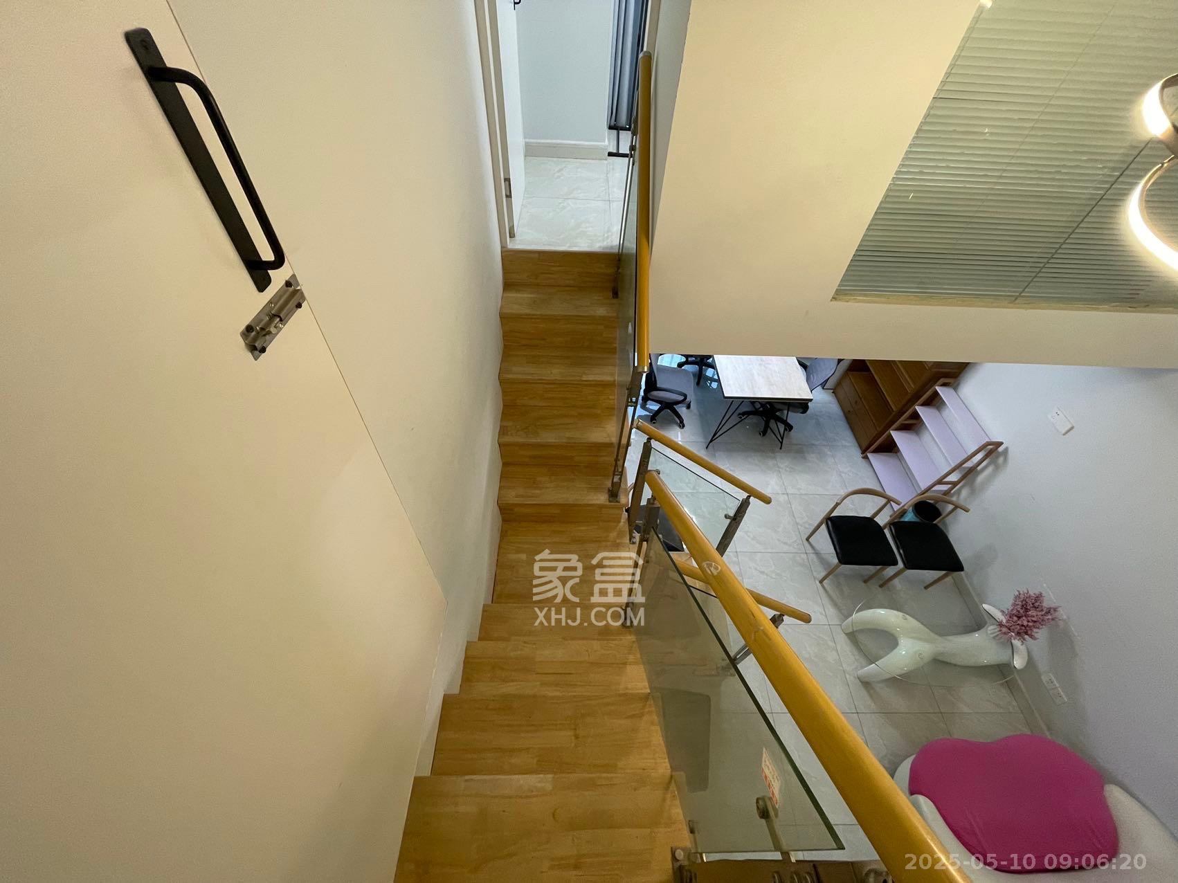 洋湖时代 1室1厅1卫 1550.0元/月 洋湖时代 1室1厅1卫 1550.0元/月室内图