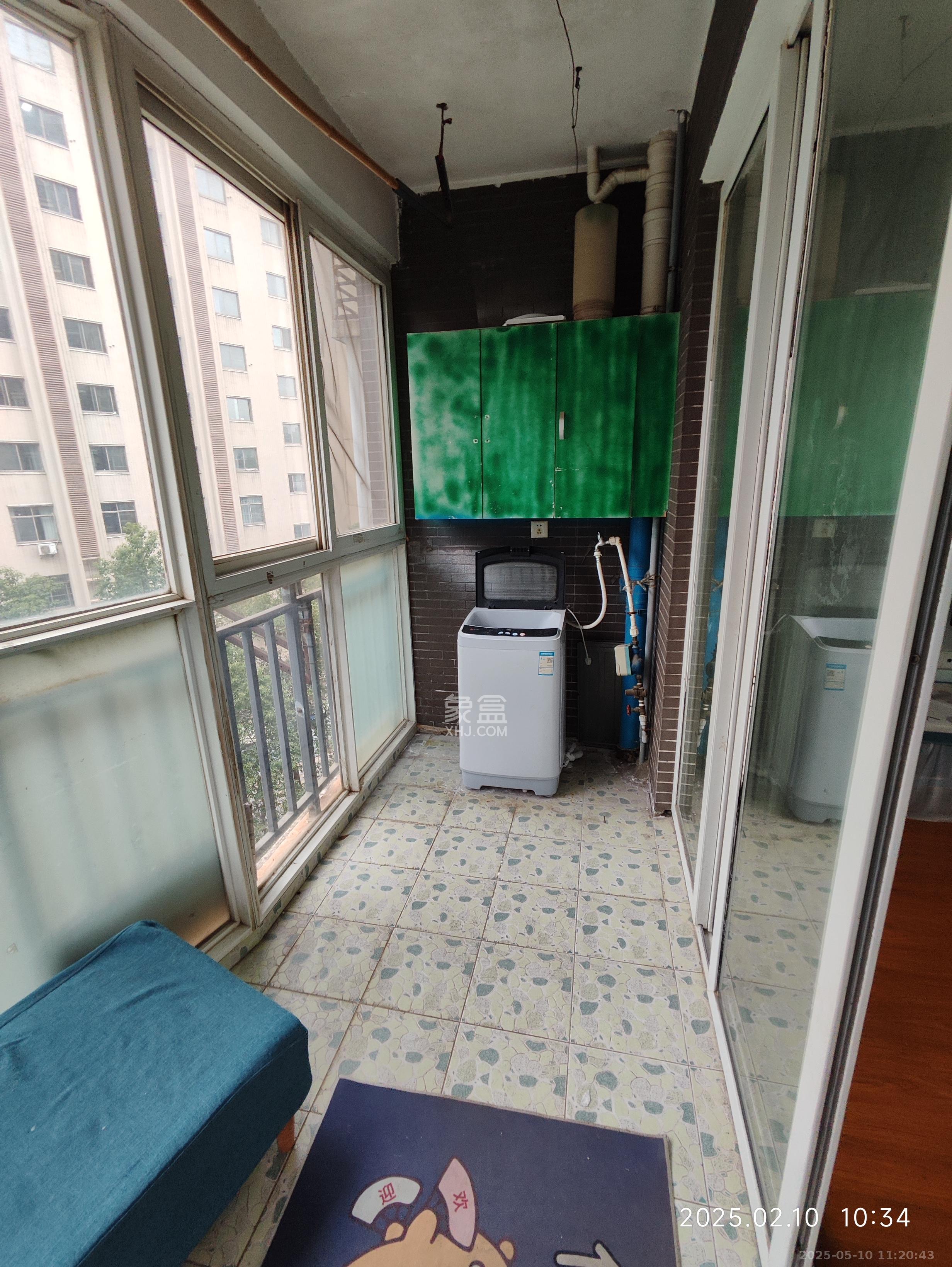 世景华庭  2室2厅1卫    1500.0元/月室内图