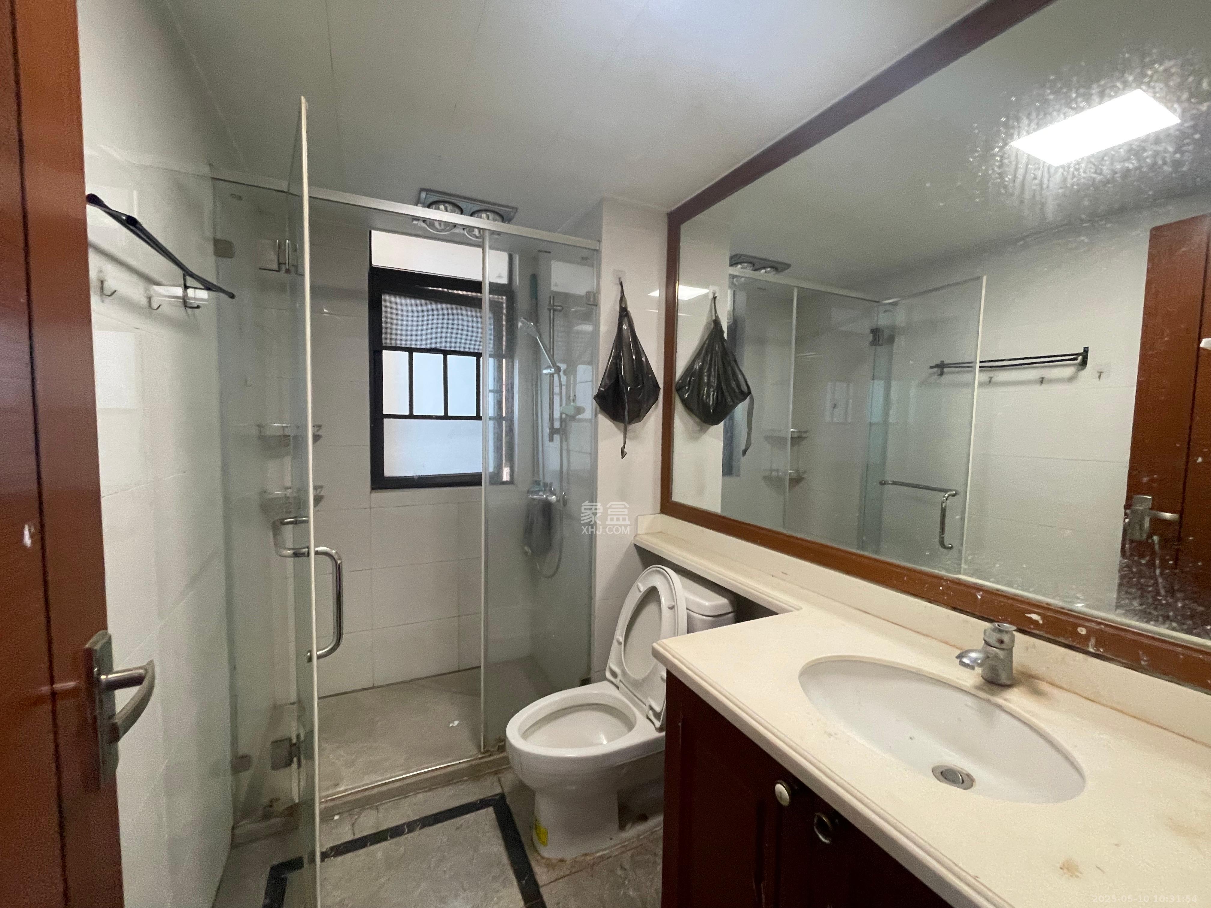 中海国际五期 3室2厅1卫 1800.0元/月 中海国际五期 3室2厅1卫 1800.0元/月室内图