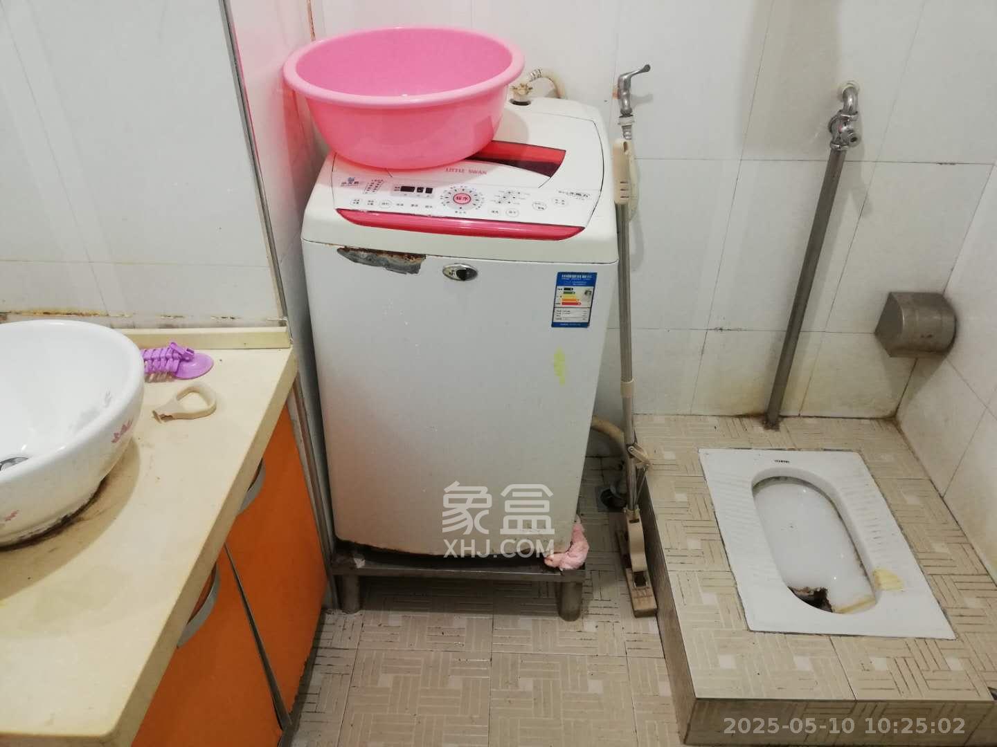 君庭金福苑 1室1厅1卫 1400.0元/月 君庭金福苑 1室1厅1卫 1400.0元/月室内图