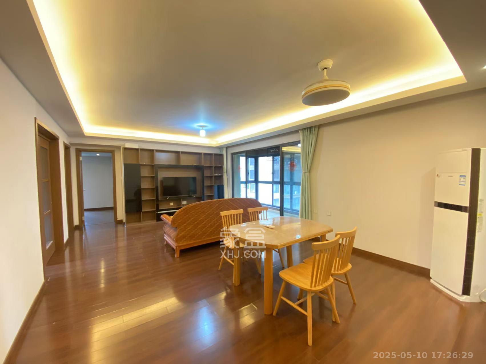 万科白鹭郡 4室2厅2卫 3500.0元/月 万科白鹭郡 4室2厅2卫 3500.0元/月室内图