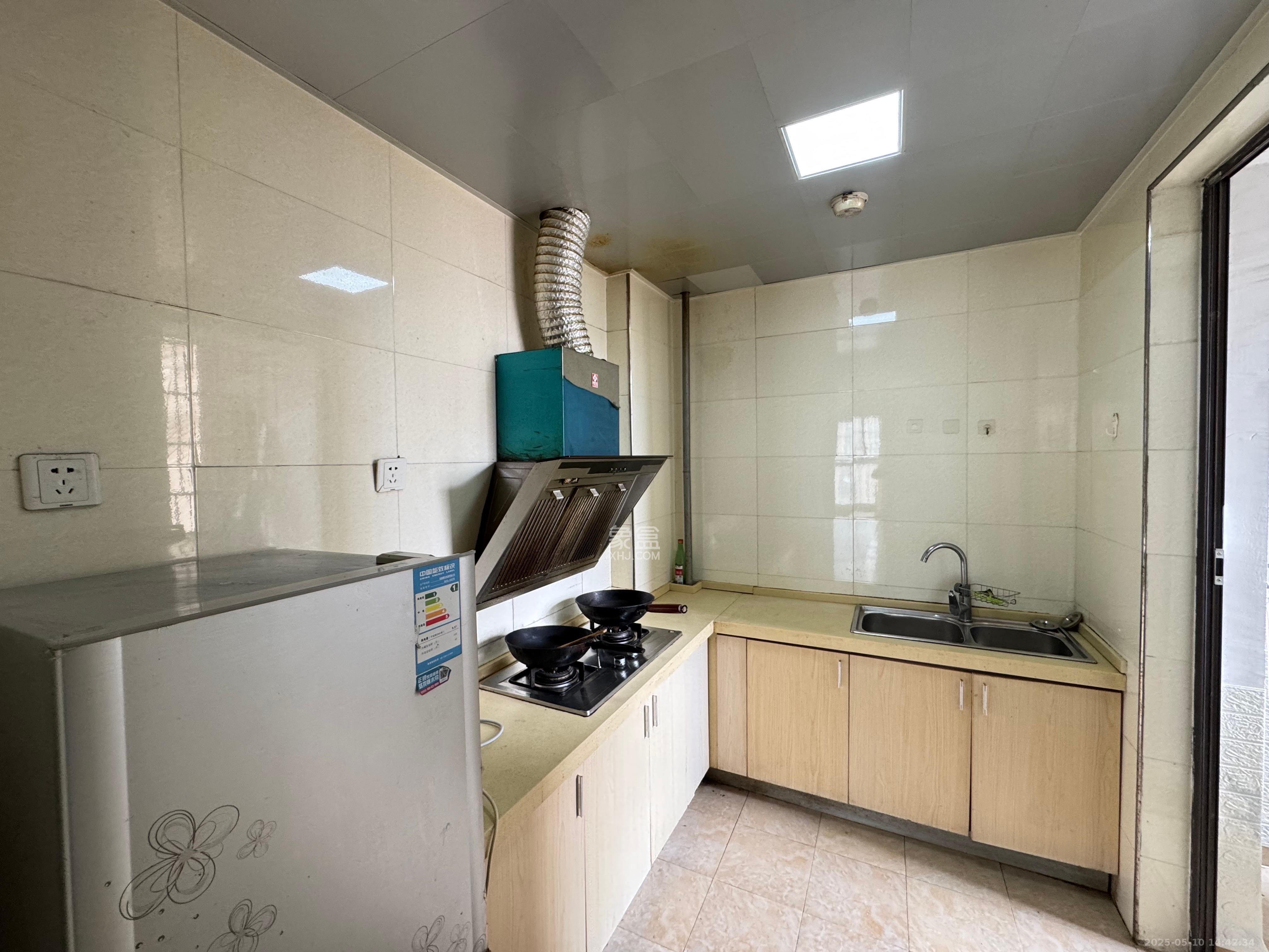 华润凤凰城三期 3室2厅1卫 1500.0元/月 华润凤凰城三期 3室2厅1卫 1500.0元/月室内图