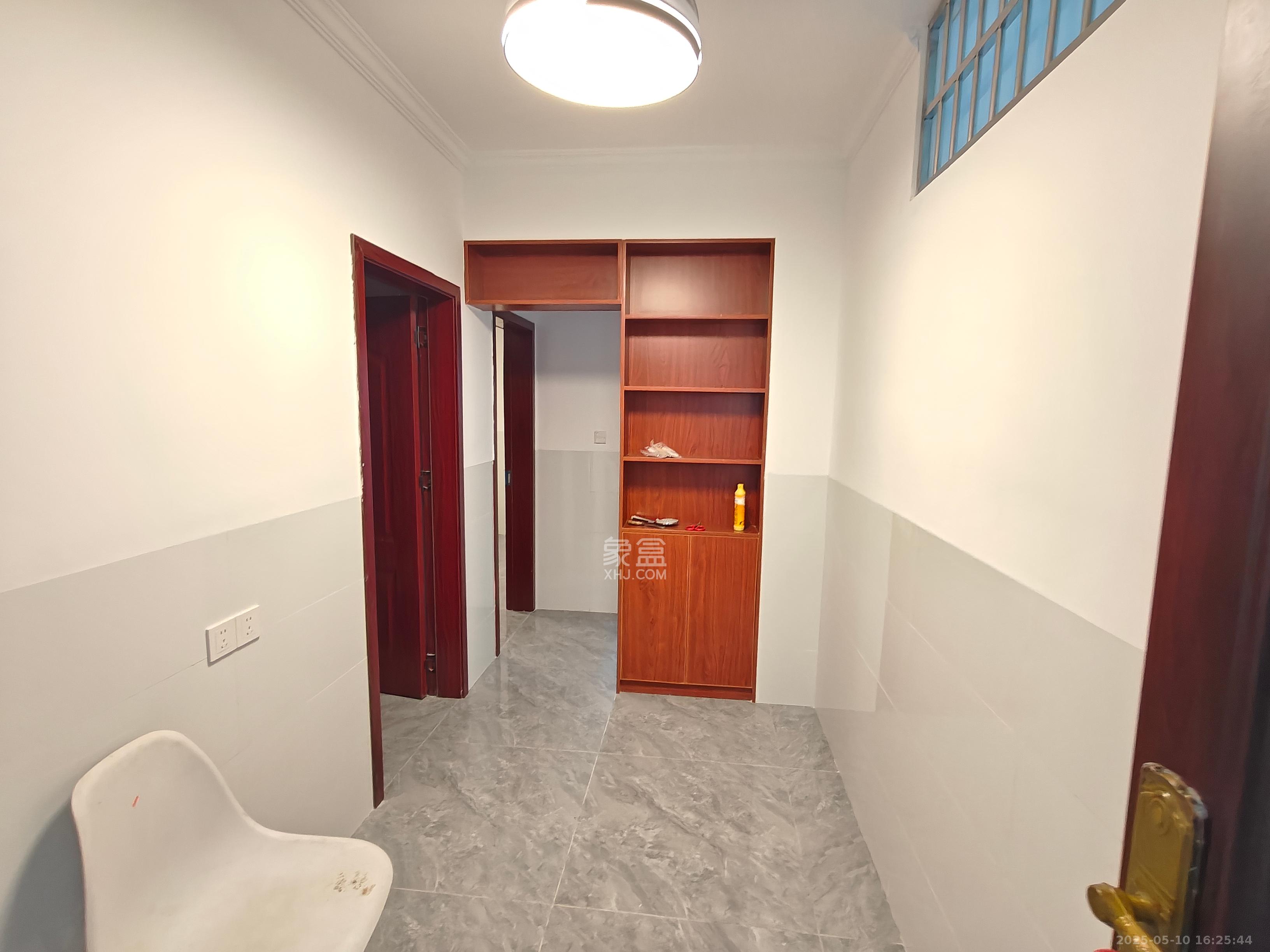 锦湘国际星城二期(锦雅苑) 2室1厅1卫 1800.0元/月 锦湘国际星城二期(锦雅苑) 2室1厅1卫 1800.0元/月室内图