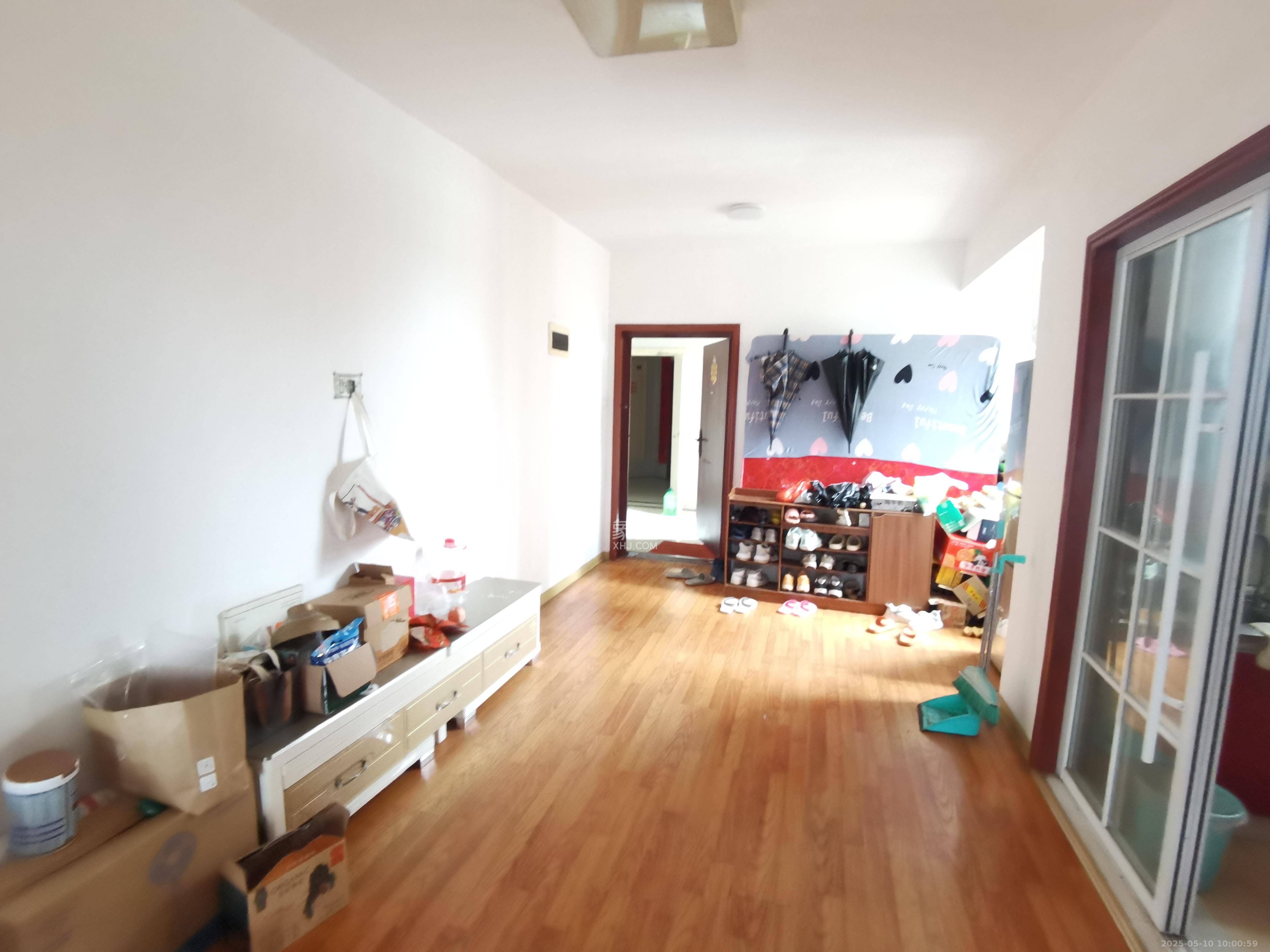 幸福庄园  3室2厅2卫   1600.00元/月室内图