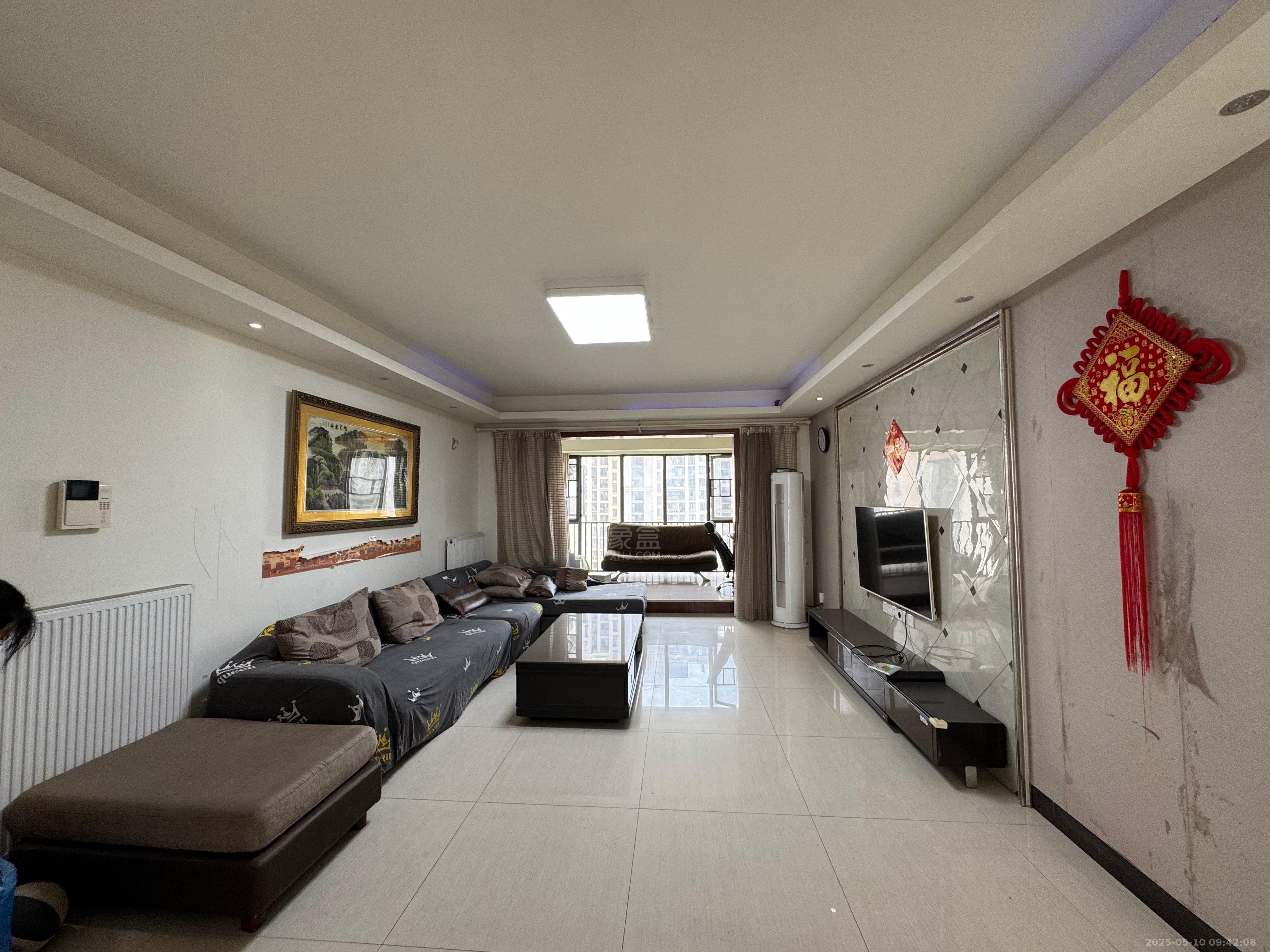 佳兆业金域天下二期  3室2厅1卫    1600.0元/月 佳兆业金域天下二期  3室2厅1卫    1600.0元/月室内图