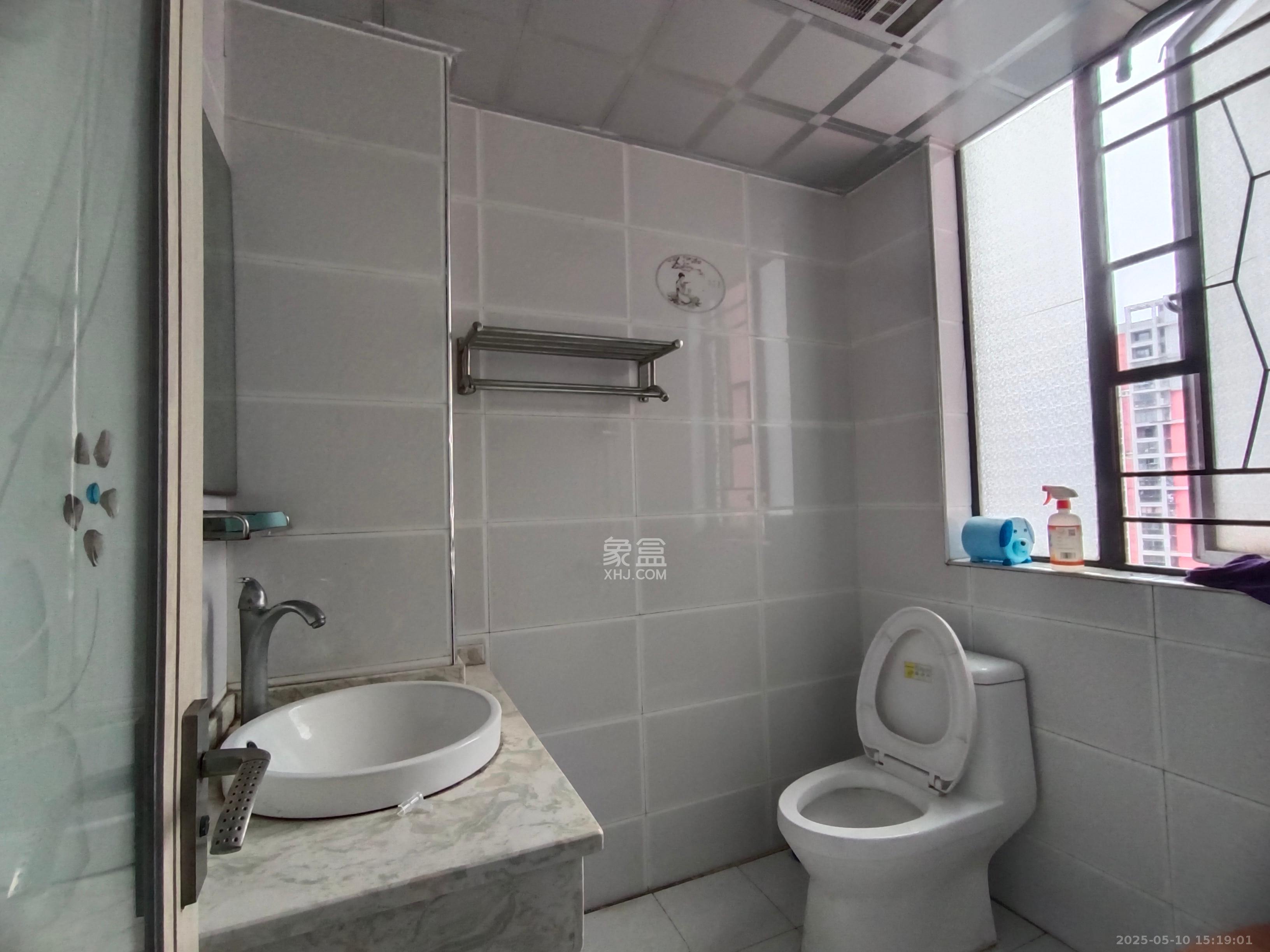 浩龙音乐界 3室2厅2卫 1800.0元/月 浩龙音乐界 3室2厅2卫 1800.0元/月室内图