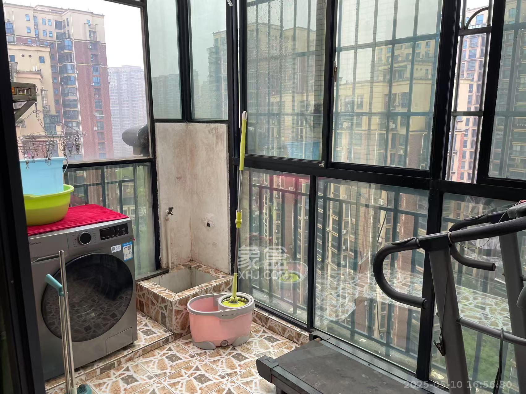 水岸天际(一期、二期) 2室1厅1卫 2000.0元/月 水岸天际(一期、二期) 2室1厅1卫 2000.0元/月室内图