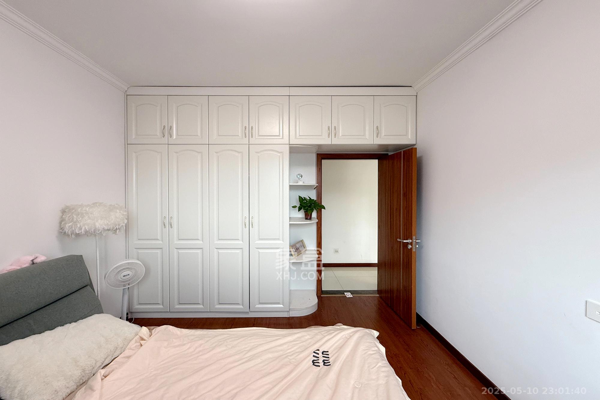 澳海澜庭 3室2厅1卫 65.0万 澳海澜庭 3室2厅1卫 65.0万卧室