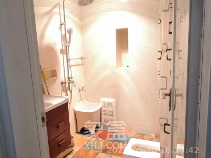 山水湾  1室1厅1卫   1400.00元/月室内图