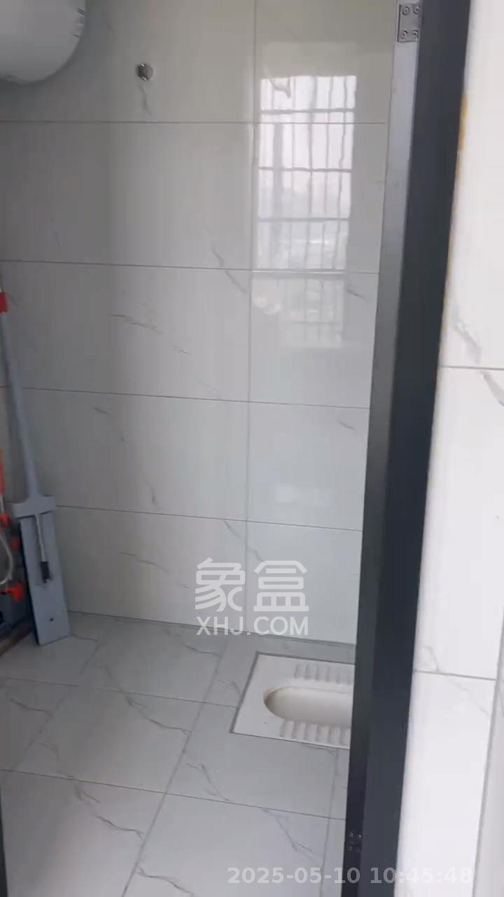 和润园三期  1室0厅0卫   1500.00元/月室内图