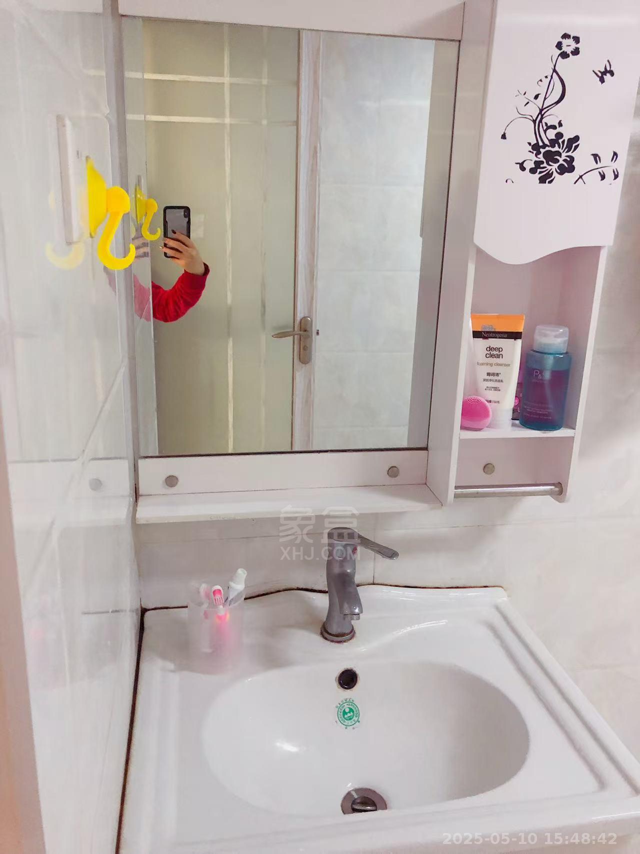 康桥美郡  2室1厅1卫   1600.00元/月室内图
