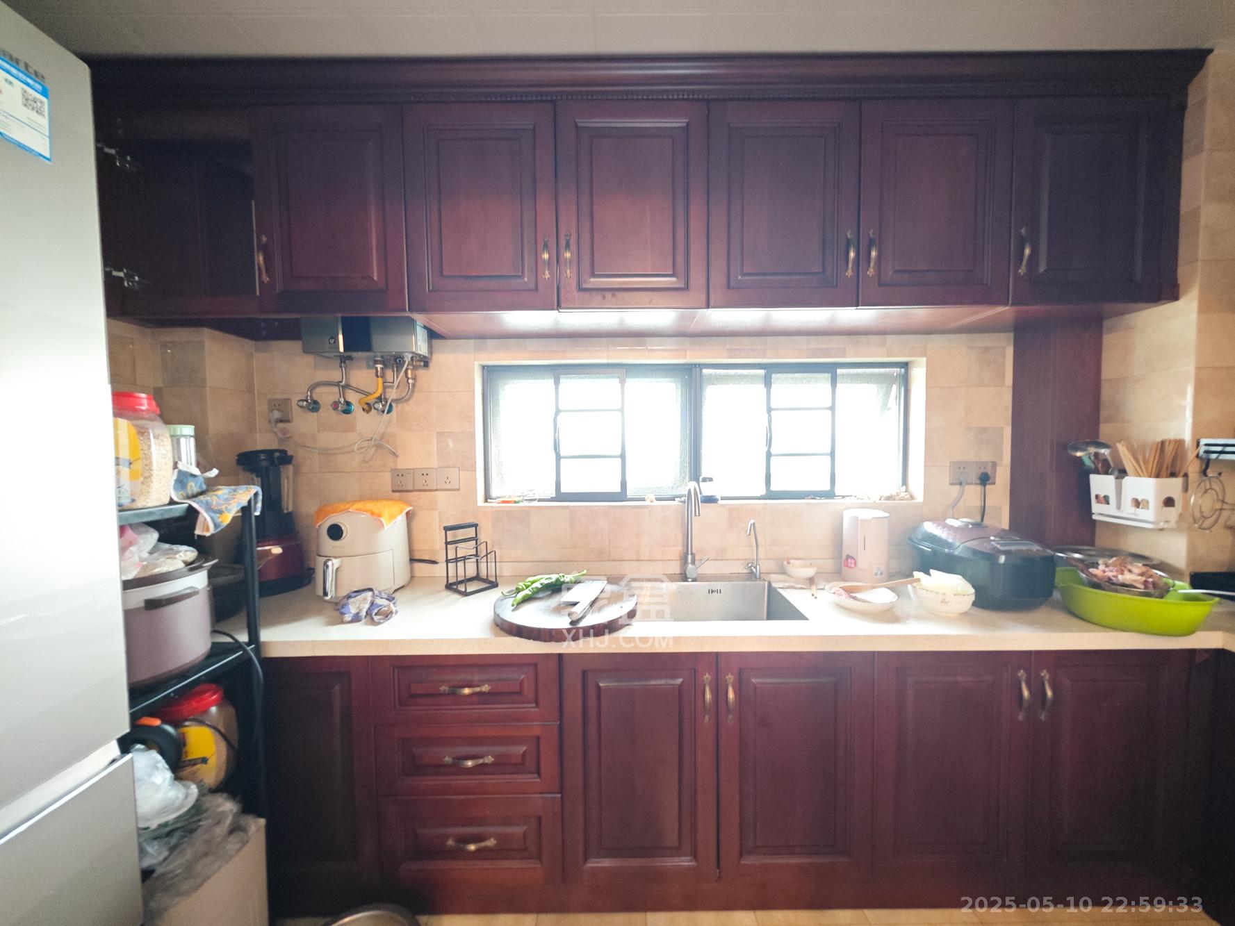 保利城(中航城国际社区、郡原美村) 4室2厅2卫 126.0万 保利城(中航城国际社区、郡原美村) 4室2厅2卫 126.0万其他