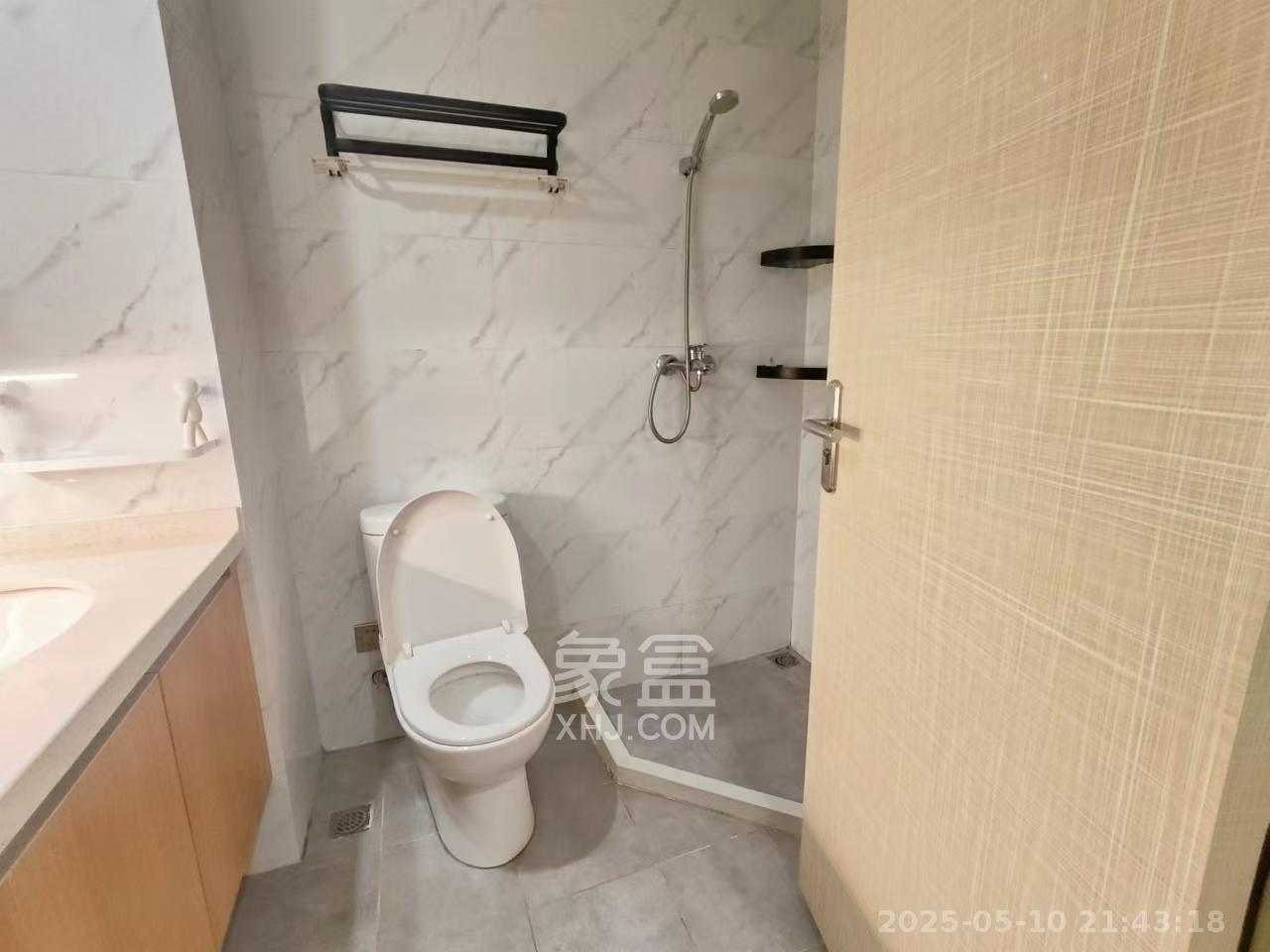 中交广场公寓 1室1厅1卫 1600.0元/月 中交广场公寓 1室1厅1卫 1600.0元/月室内图