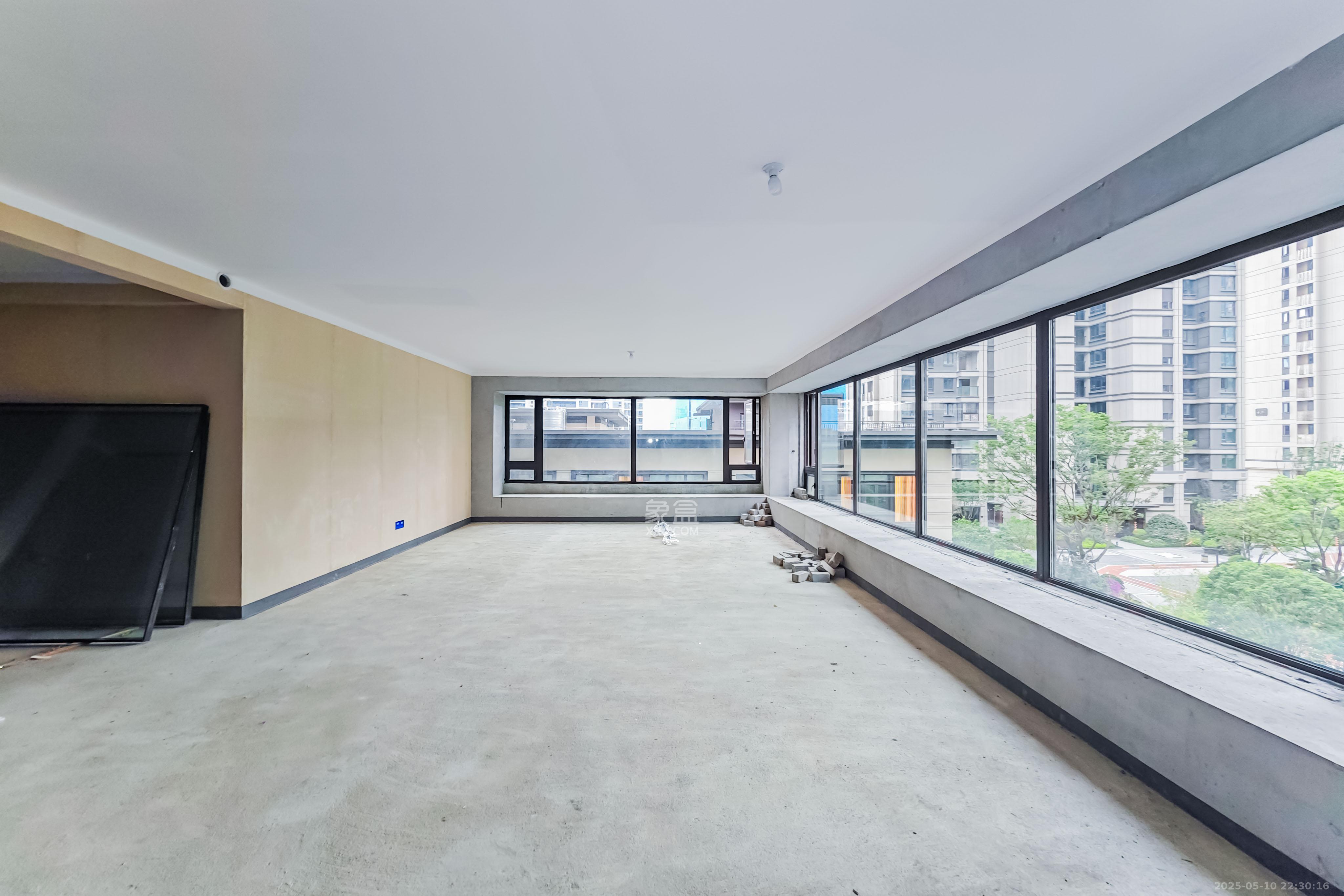 建发玖洲观澜  1室0厅0卫   266.00万