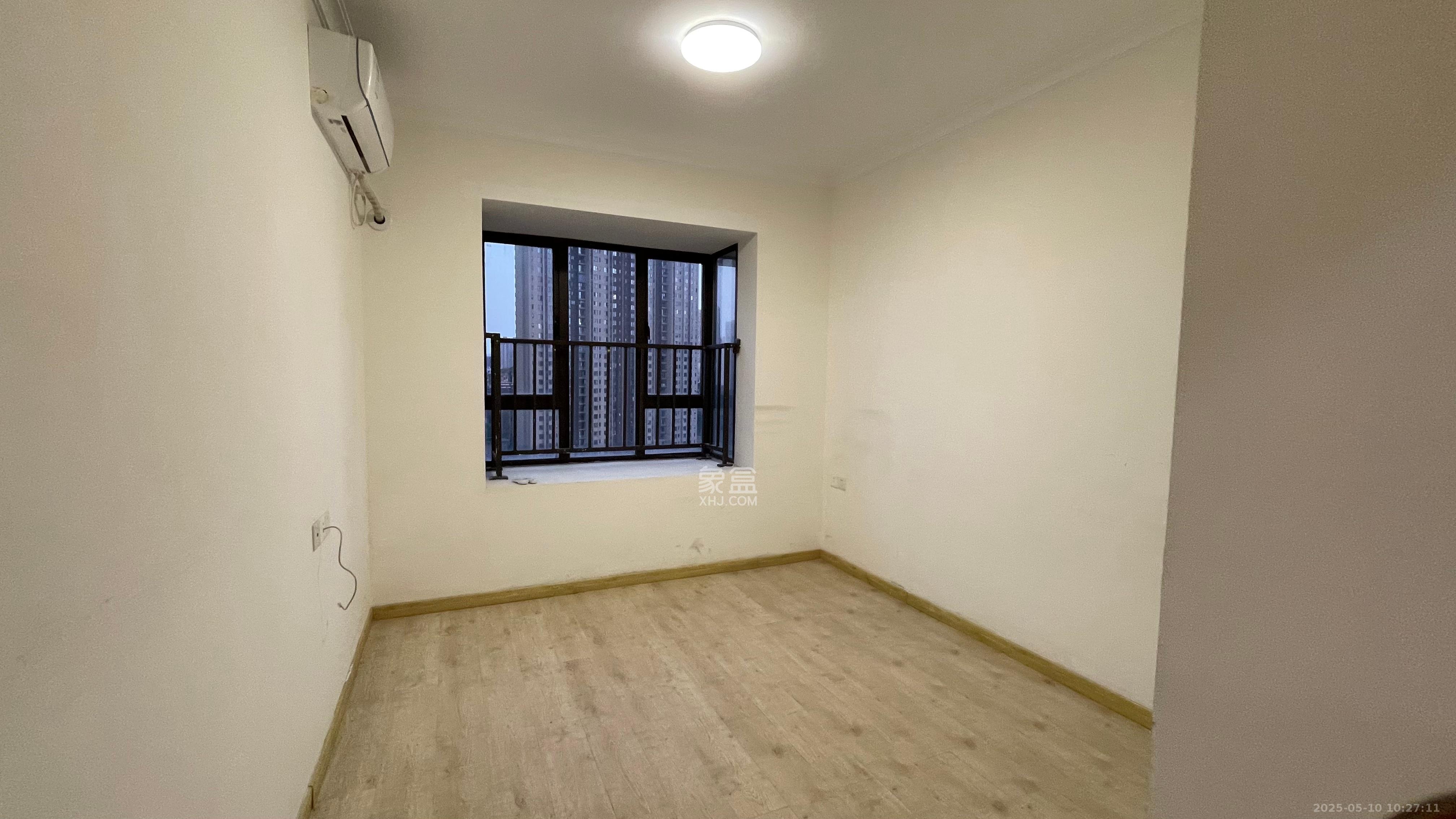 五江天街南区 2室1厅1卫 2000.0元/月 五江天街南区 2室1厅1卫 2000.0元/月室内图