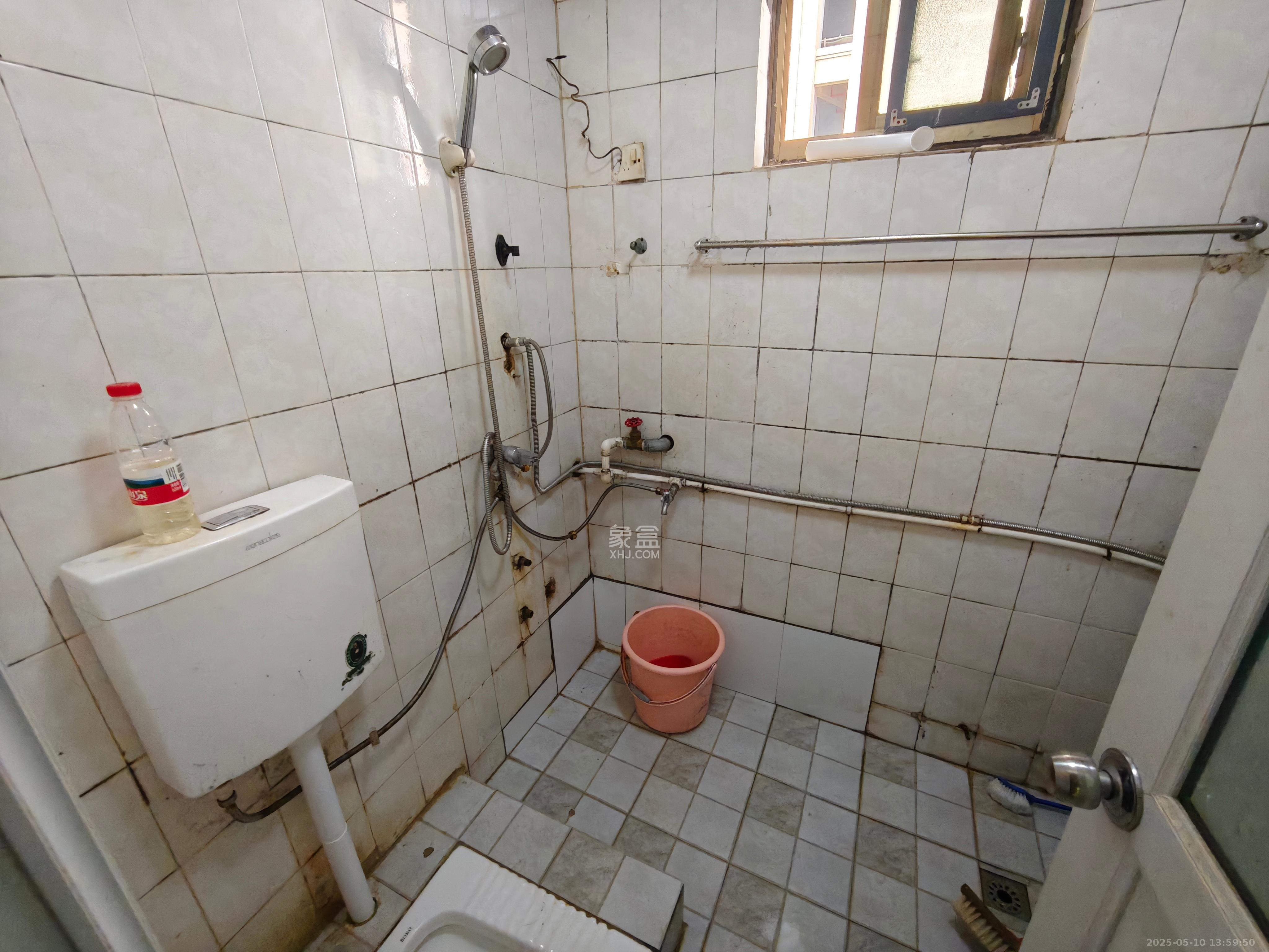 雅泰花园 3室1厅1卫 1500.0元/月 雅泰花园 3室1厅1卫 1500.0元/月室内图