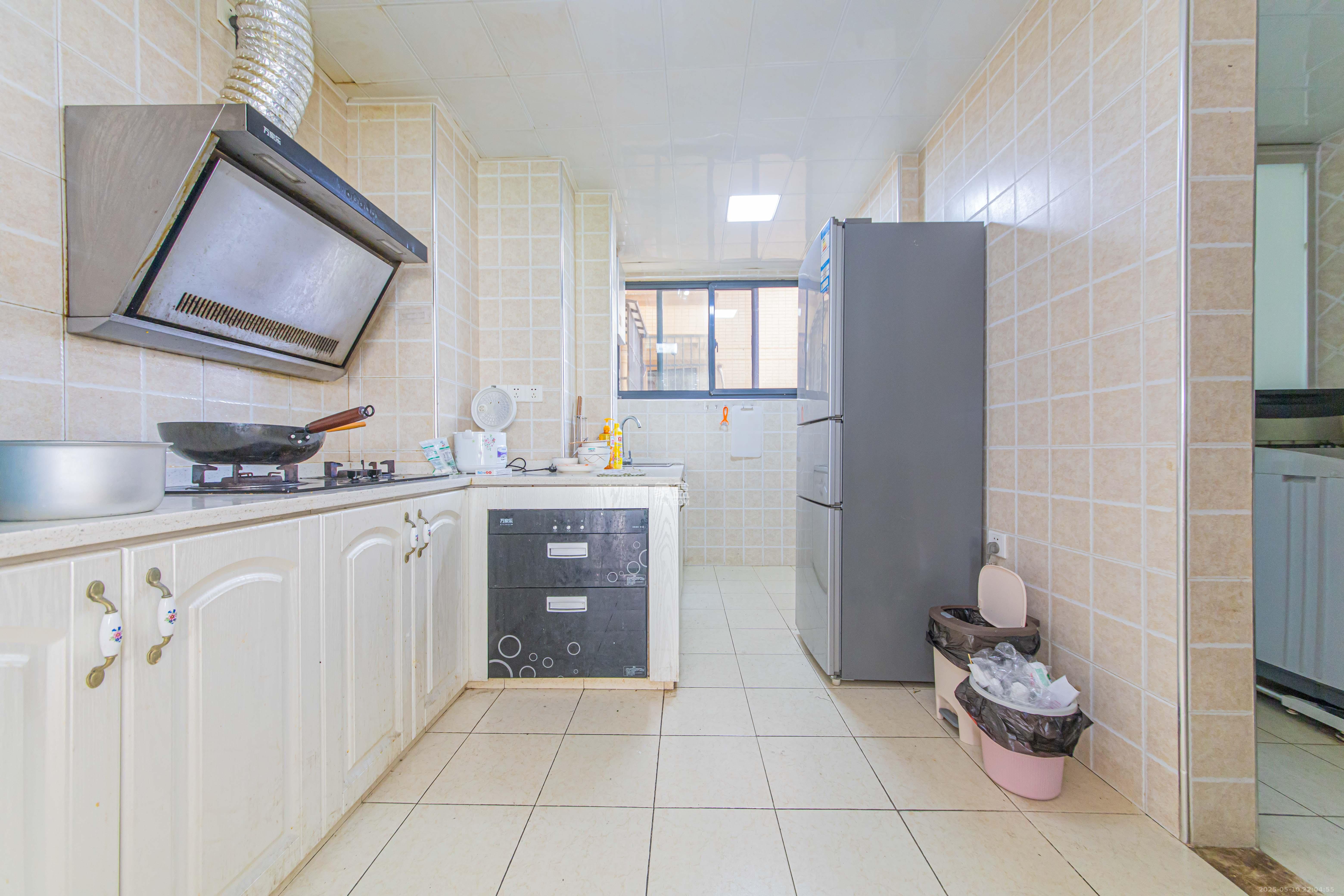 中建芙蓉嘉苑 3室2厅2卫 118.0万 中建芙蓉嘉苑 3室2厅2卫 118.0万厨房