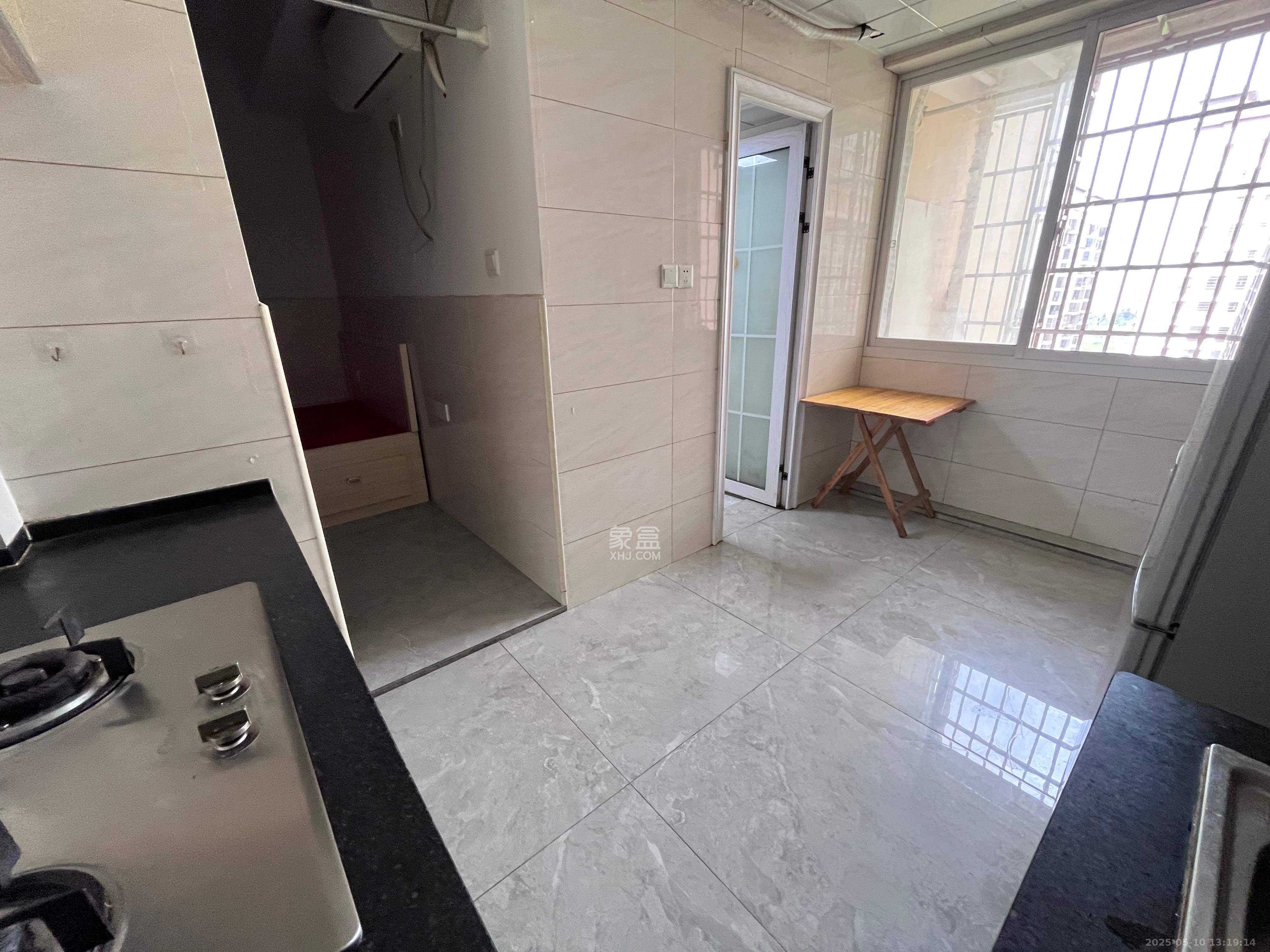 和康园小区 1室0厅1卫 850.0元/月 和康园小区 1室0厅1卫 850.0元/月室内图