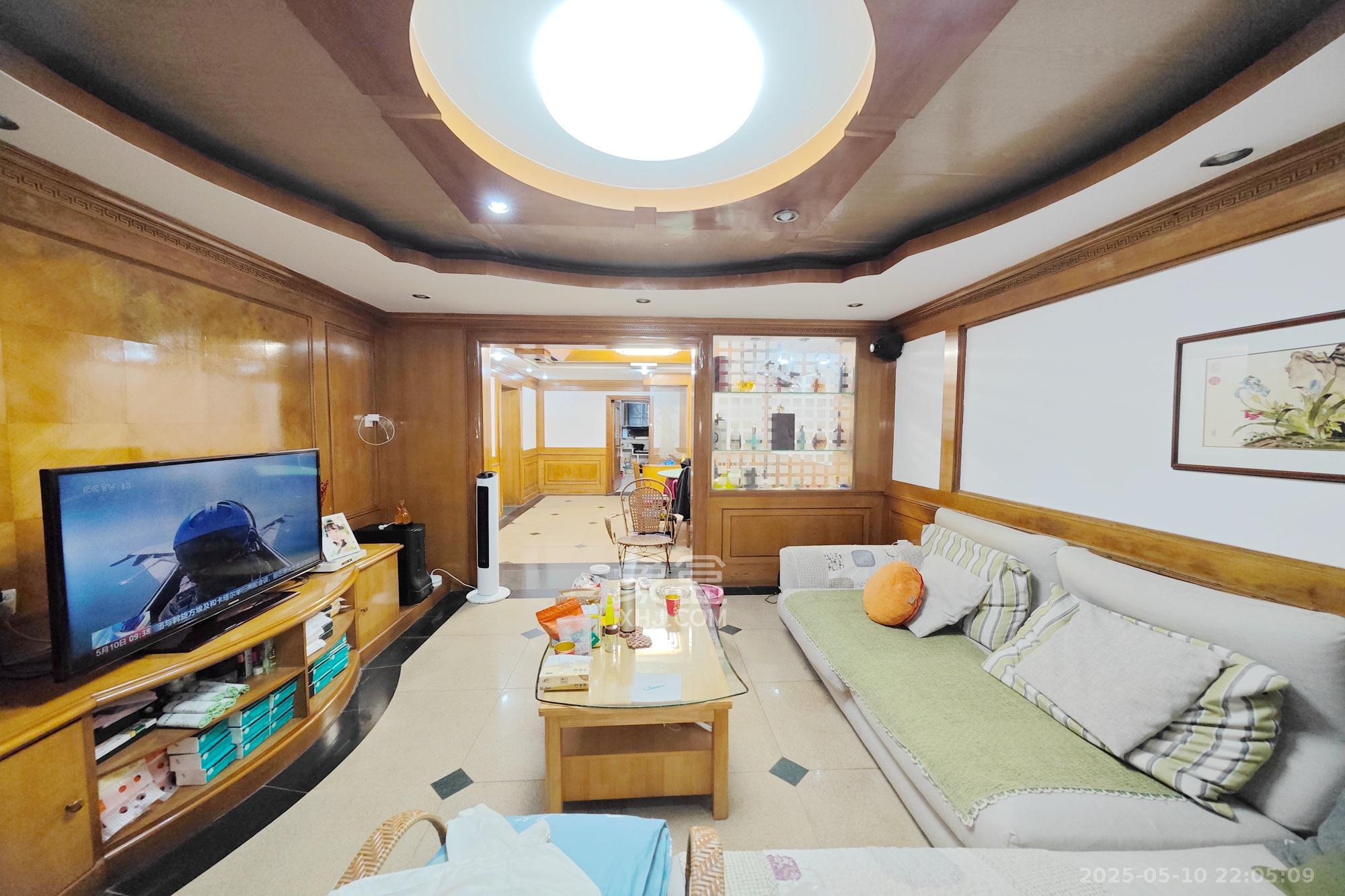 桔园小区1-8片  3室2厅2卫   80.00万