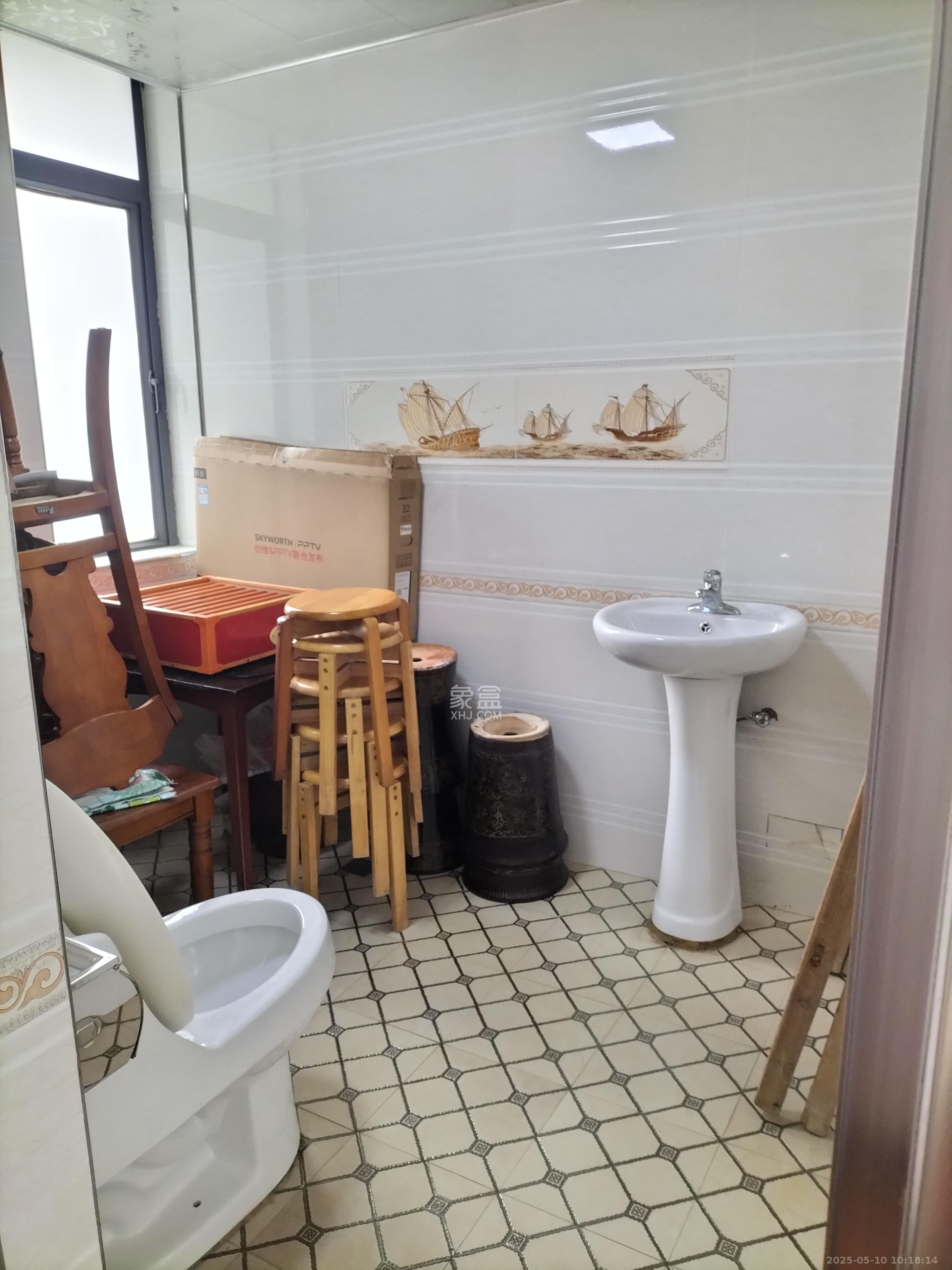 园艺小区  3室2厅1卫   2400.00元/月室内图