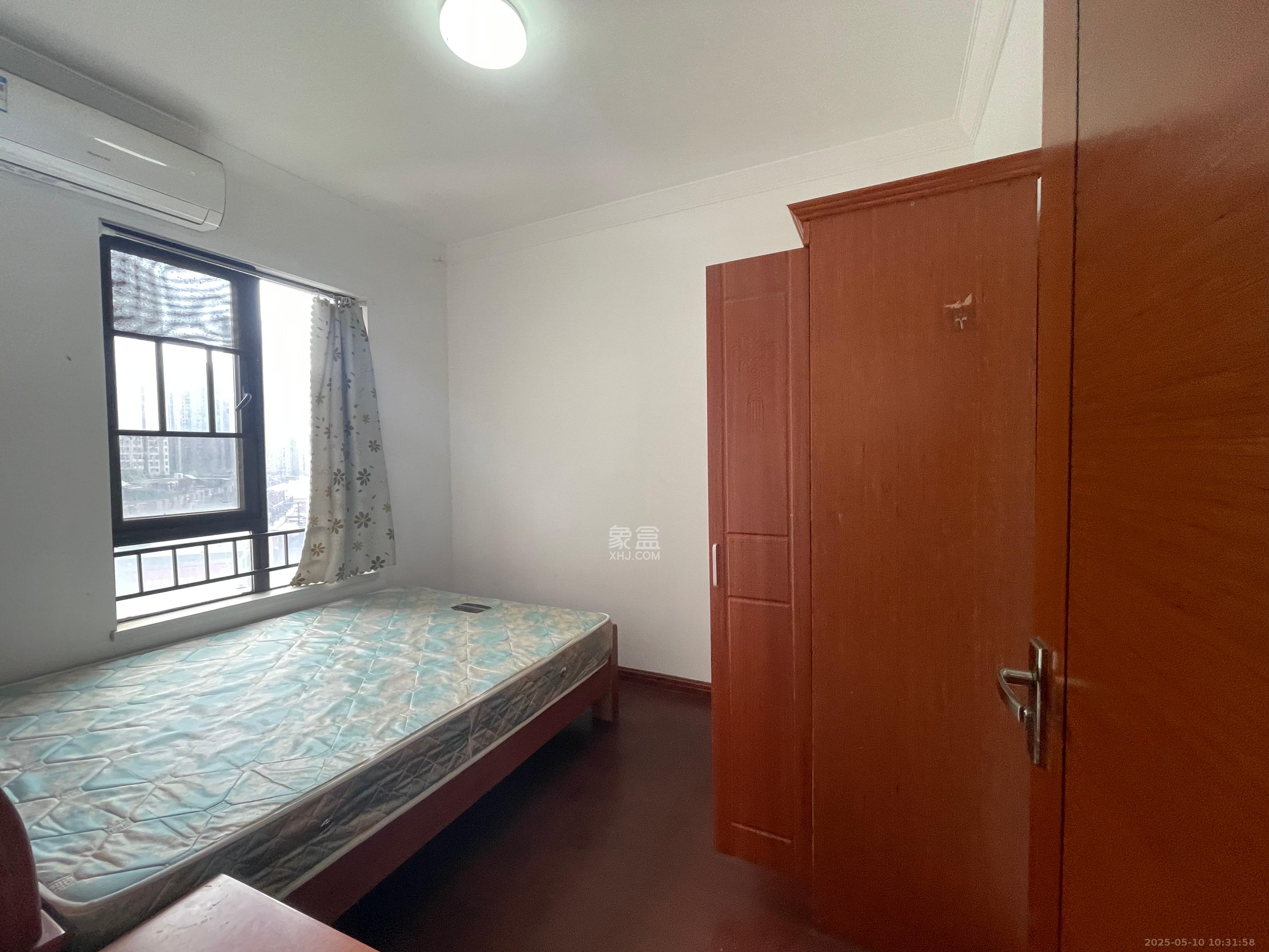 中海国际五期 3室2厅1卫 1800.0元/月 中海国际五期 3室2厅1卫 1800.0元/月室内图