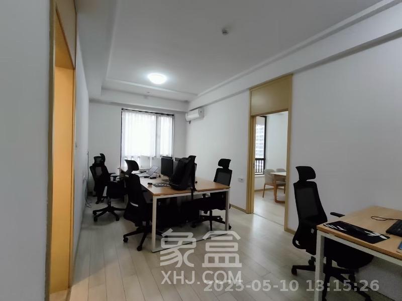 启迪协信中心  2室2厅1卫    2400.0元/月