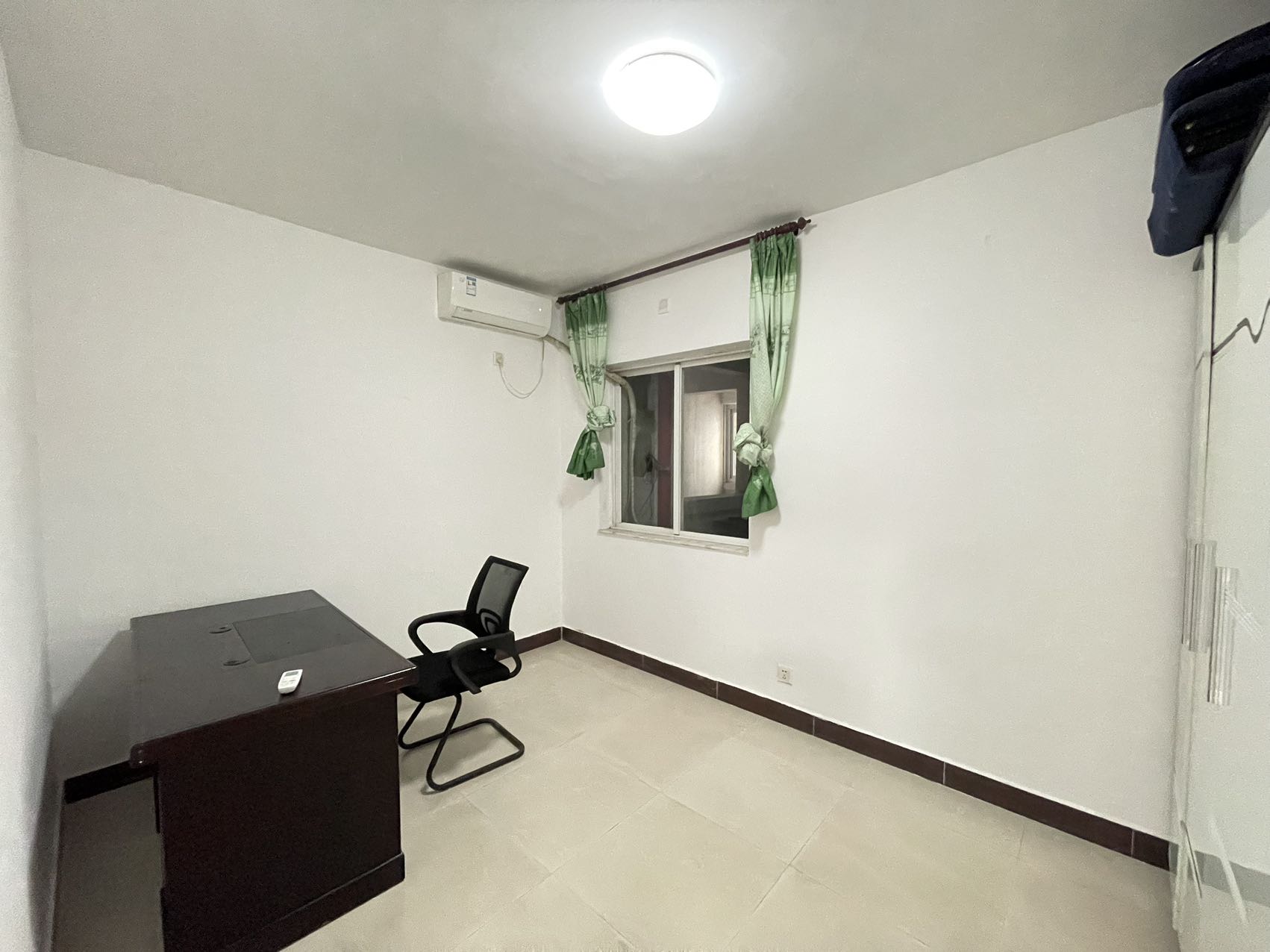 嘉华城市花园 3室2厅2卫 3200.0元/月 嘉华城市花园 3室2厅2卫 3200.0元/月室内图