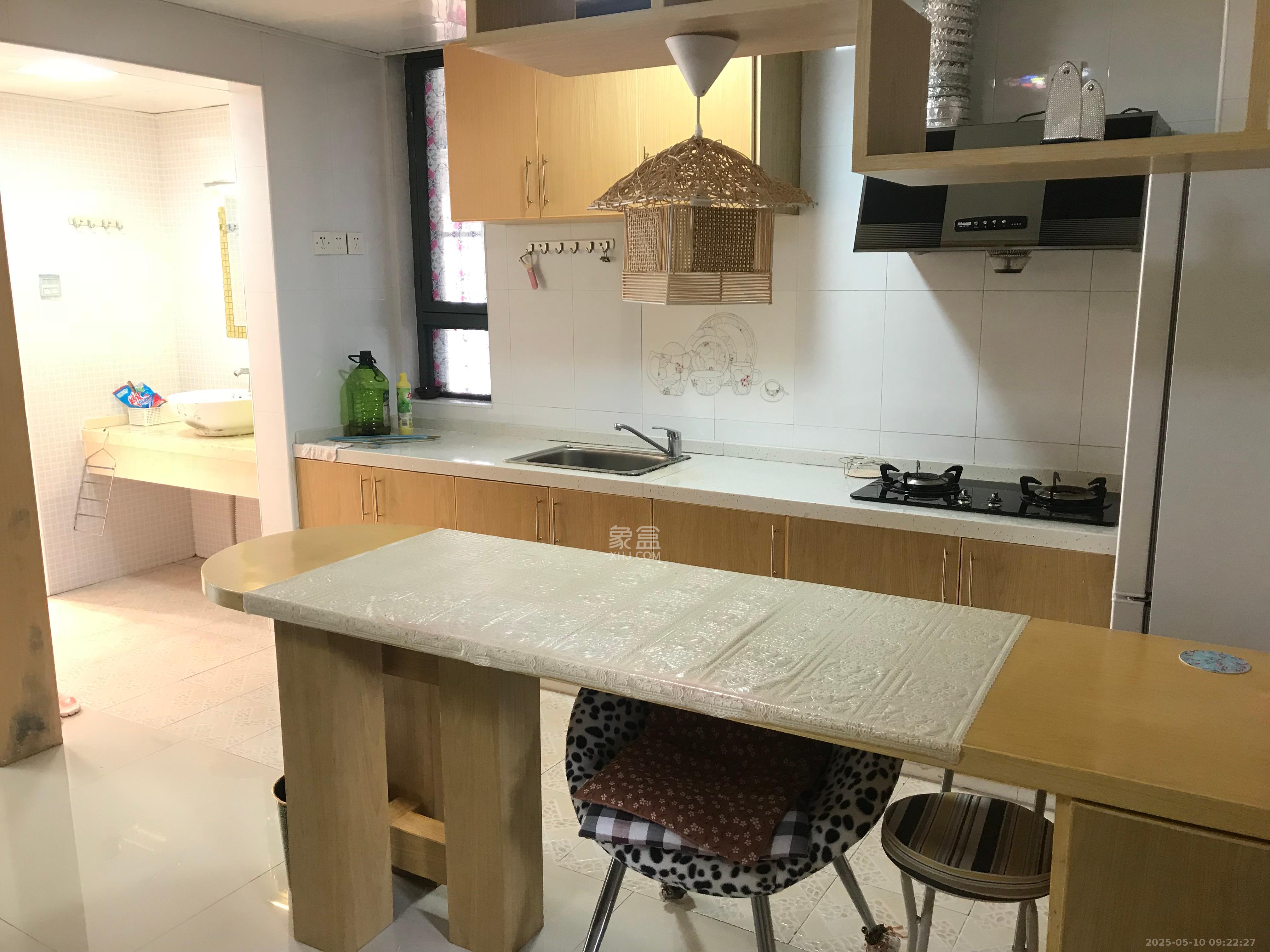 君庭金福苑 1室1厅1卫 2100.0元/月 君庭金福苑 1室1厅1卫 2100.0元/月室内图