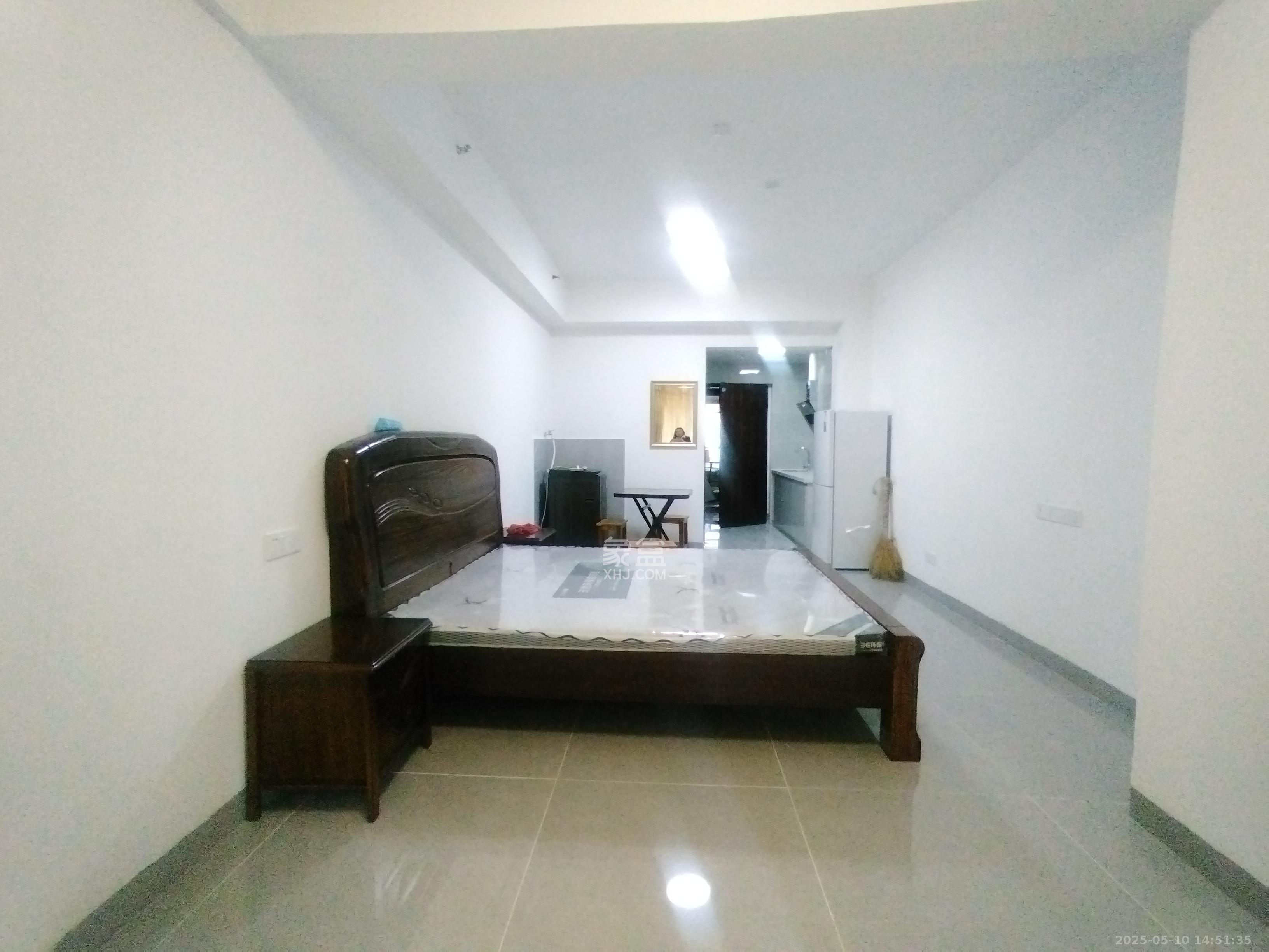 海德公园  1室1厅1卫    1500.0元/月 海德公园  1室1厅1卫    1500.0元/月室内图