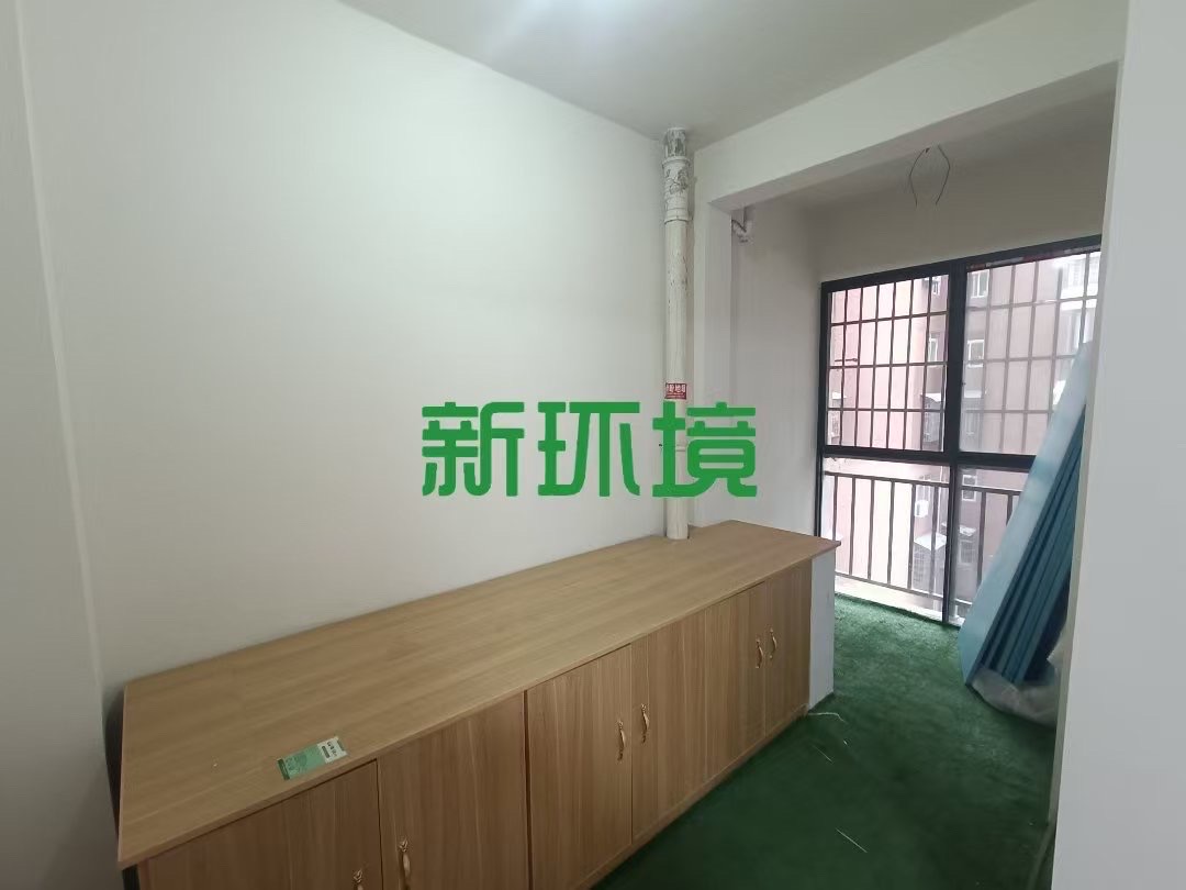 红门家园 4室2厅2卫 1300.0元/月 红门家园 4室2厅2卫 1300.0元/月室内图