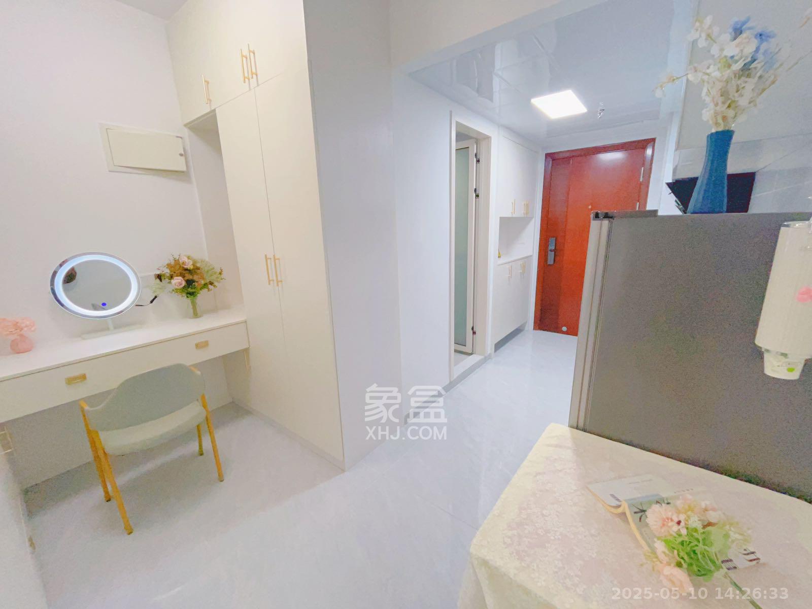 碧桂园城市之光  1室0厅1卫   2100.00元/月室内图