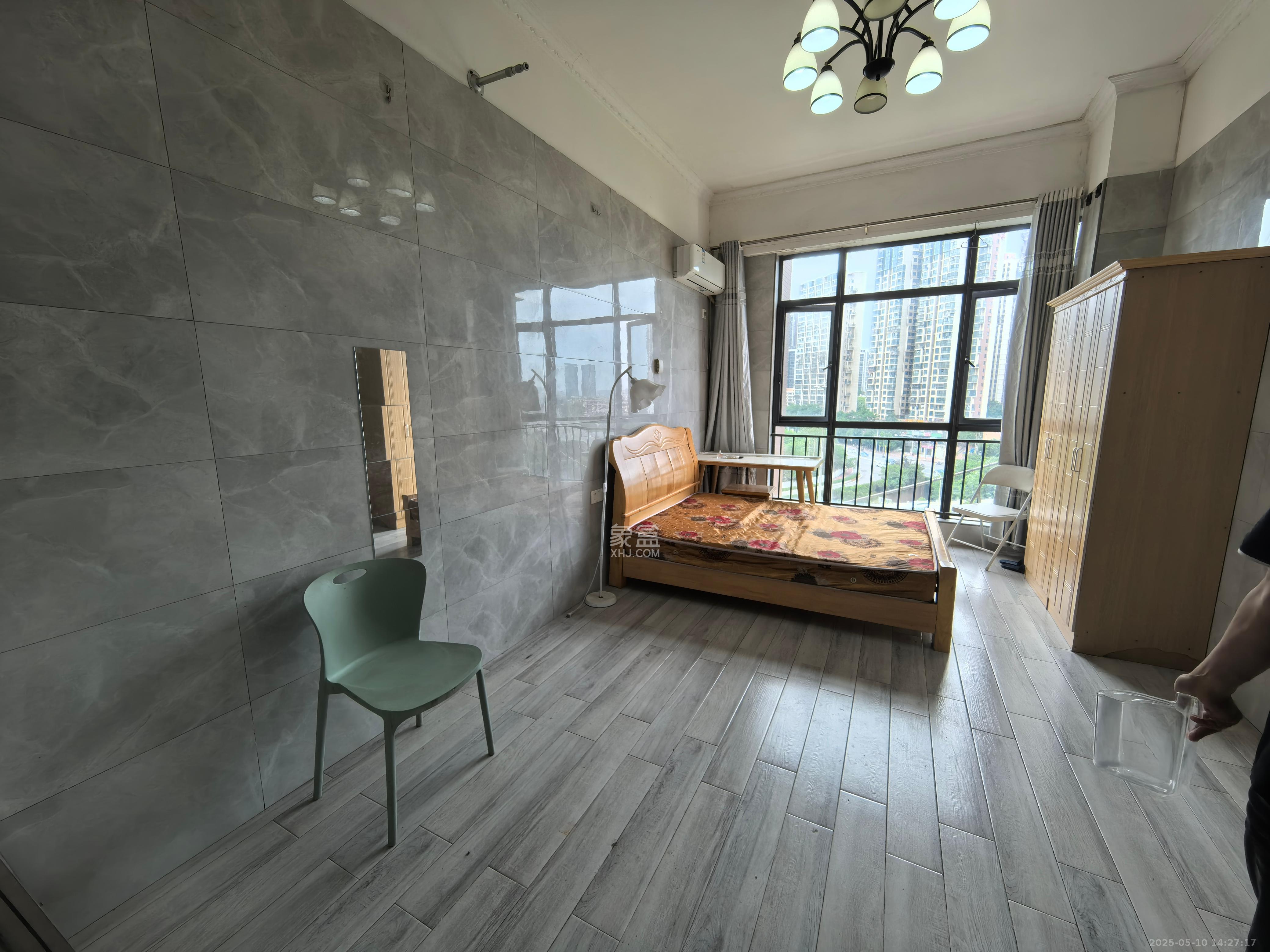 叠彩兰亭 1室1厅1卫 1400.0元/月 叠彩兰亭 1室1厅1卫 1400.0元/月室内图